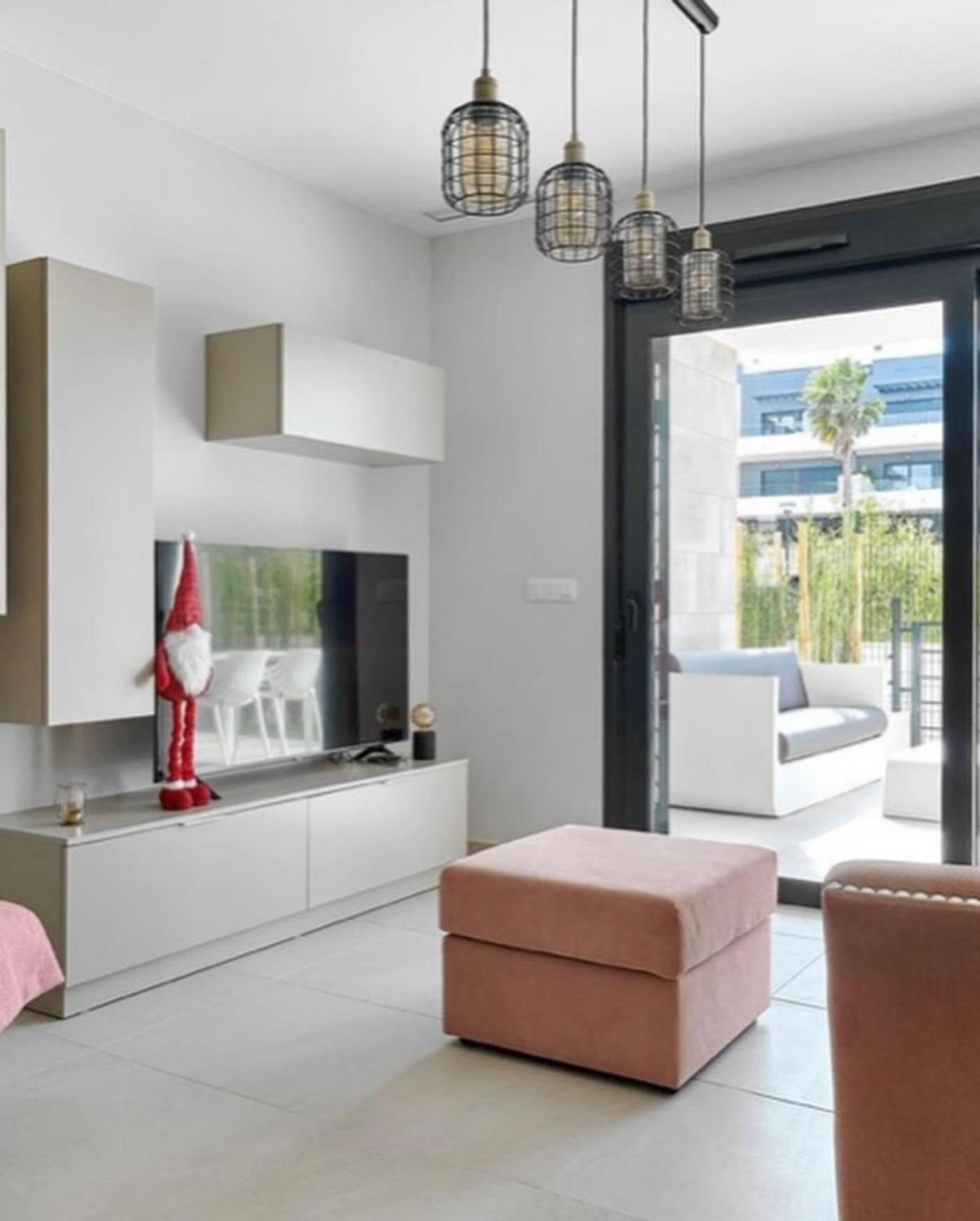 fancy apartment in flamenco village