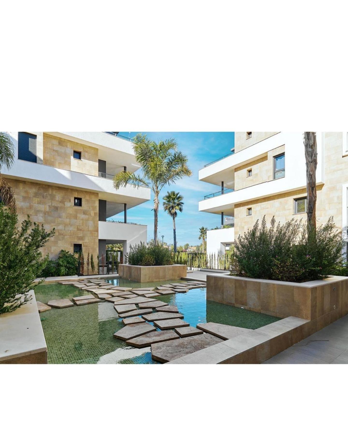 fancy apartment in flamenco village