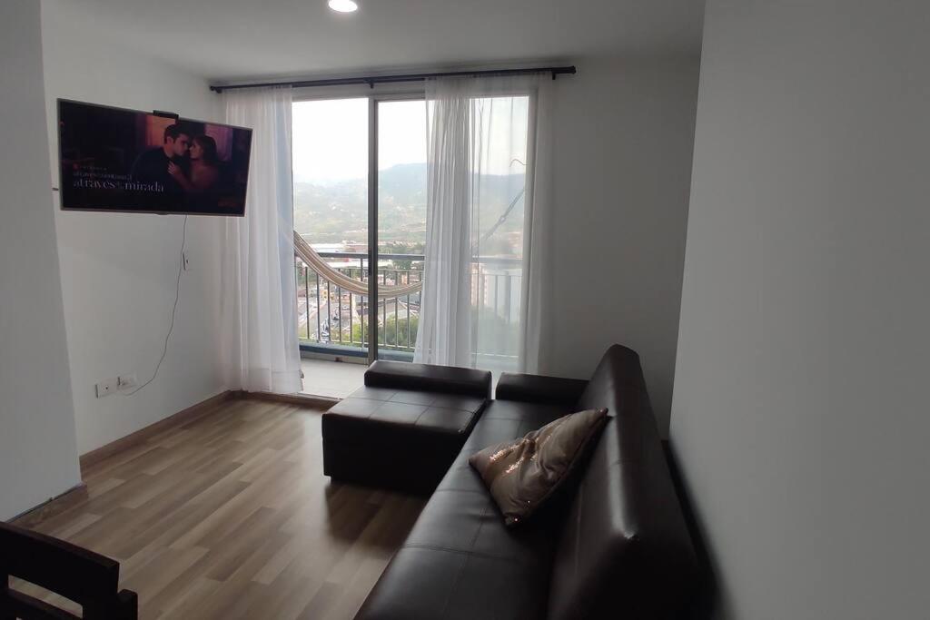 Apto de lujo en un 12 piso con vista espectacular