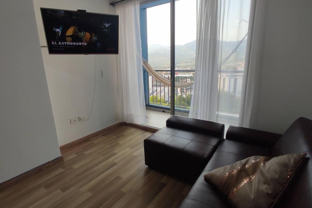 Apto de lujo en un 12 piso con vista espectacular