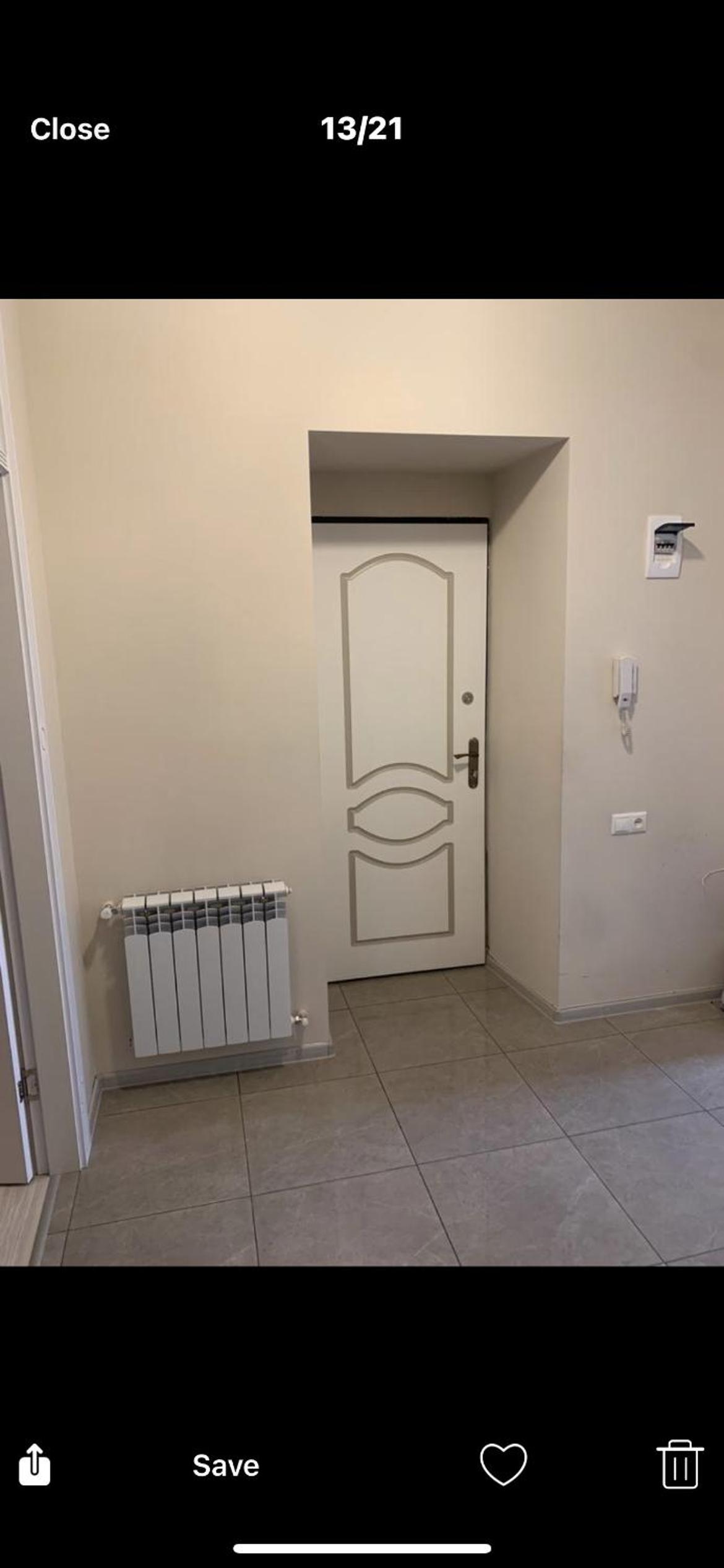 Apartment in the middle of square