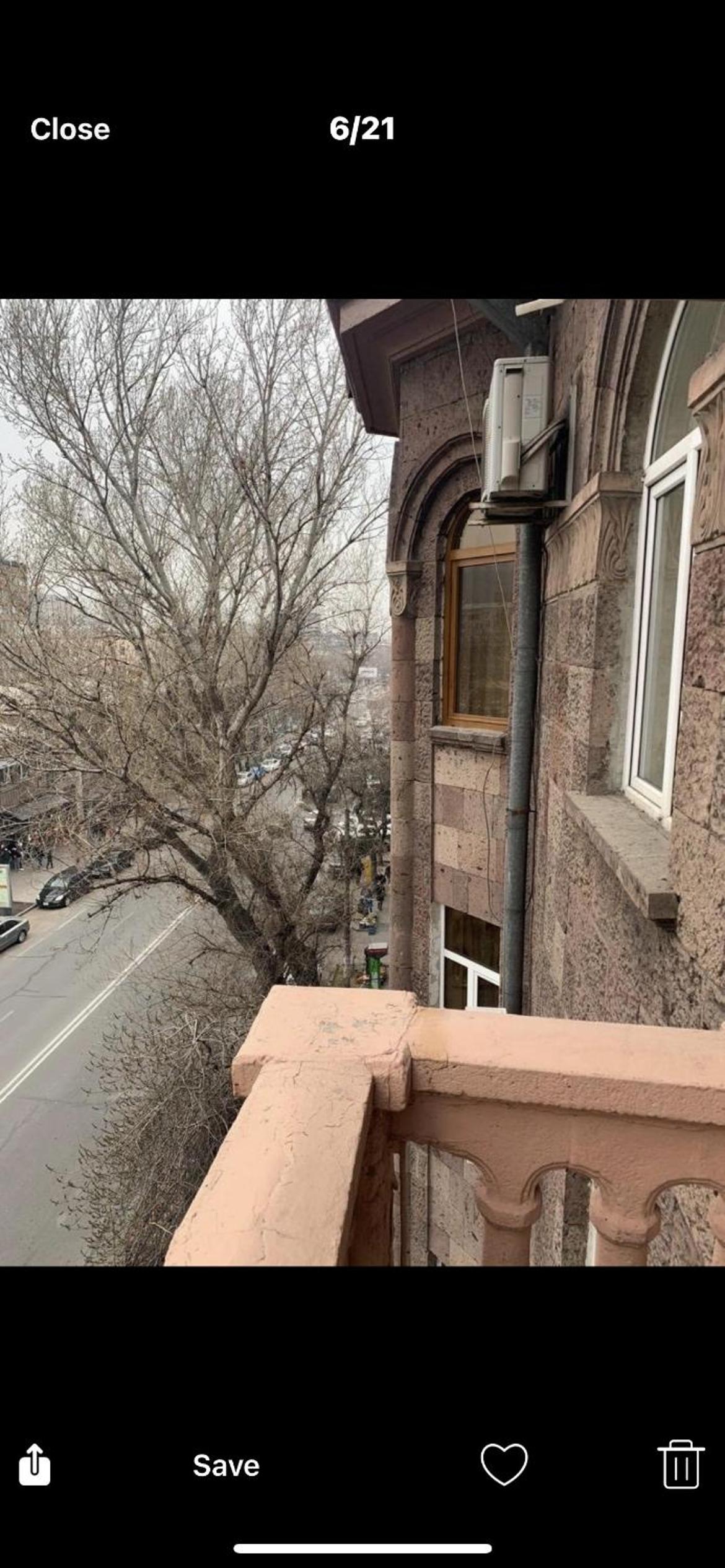 Apartment in the middle of square