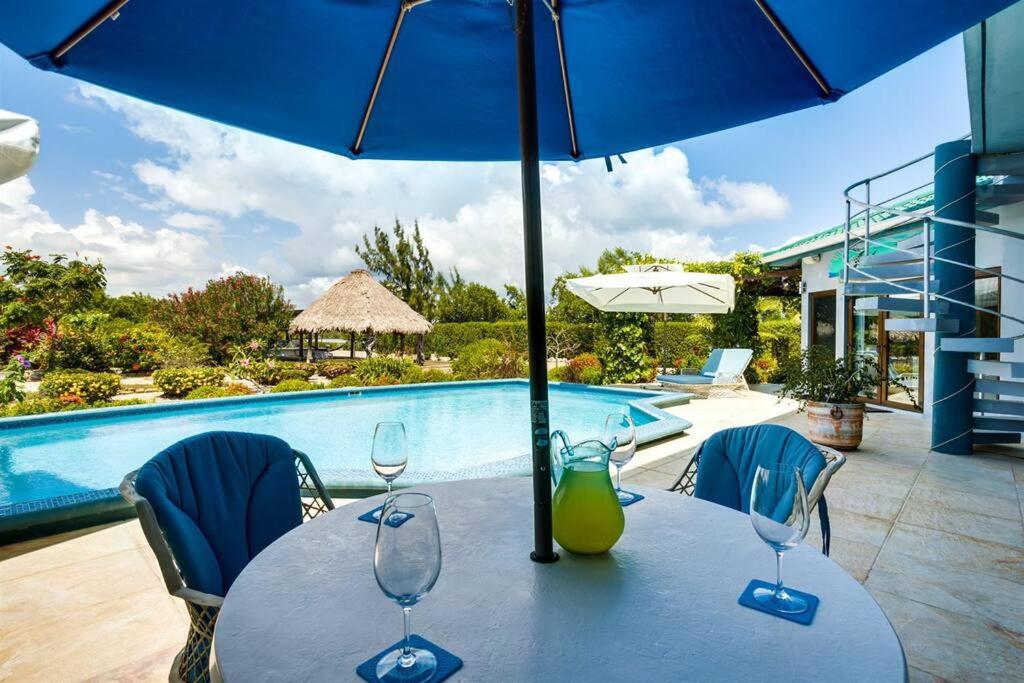 Luxury Villa, Perfect for Groups. Stunning Pool. Allamanda del Mar
