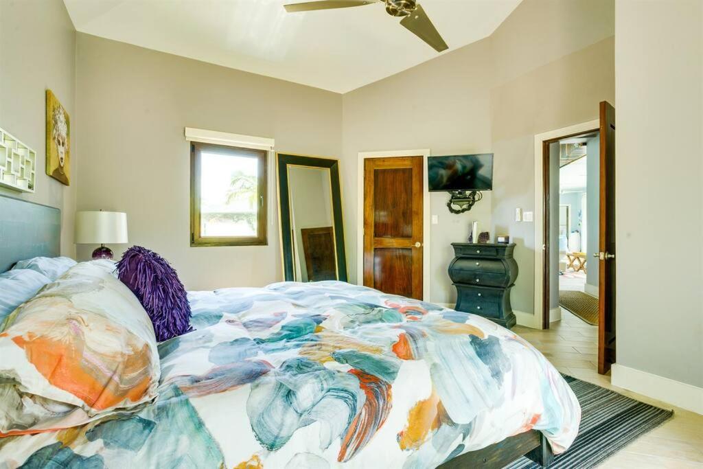 Luxury Villa, Perfect for Groups. Stunning Pool. Allamanda del Mar