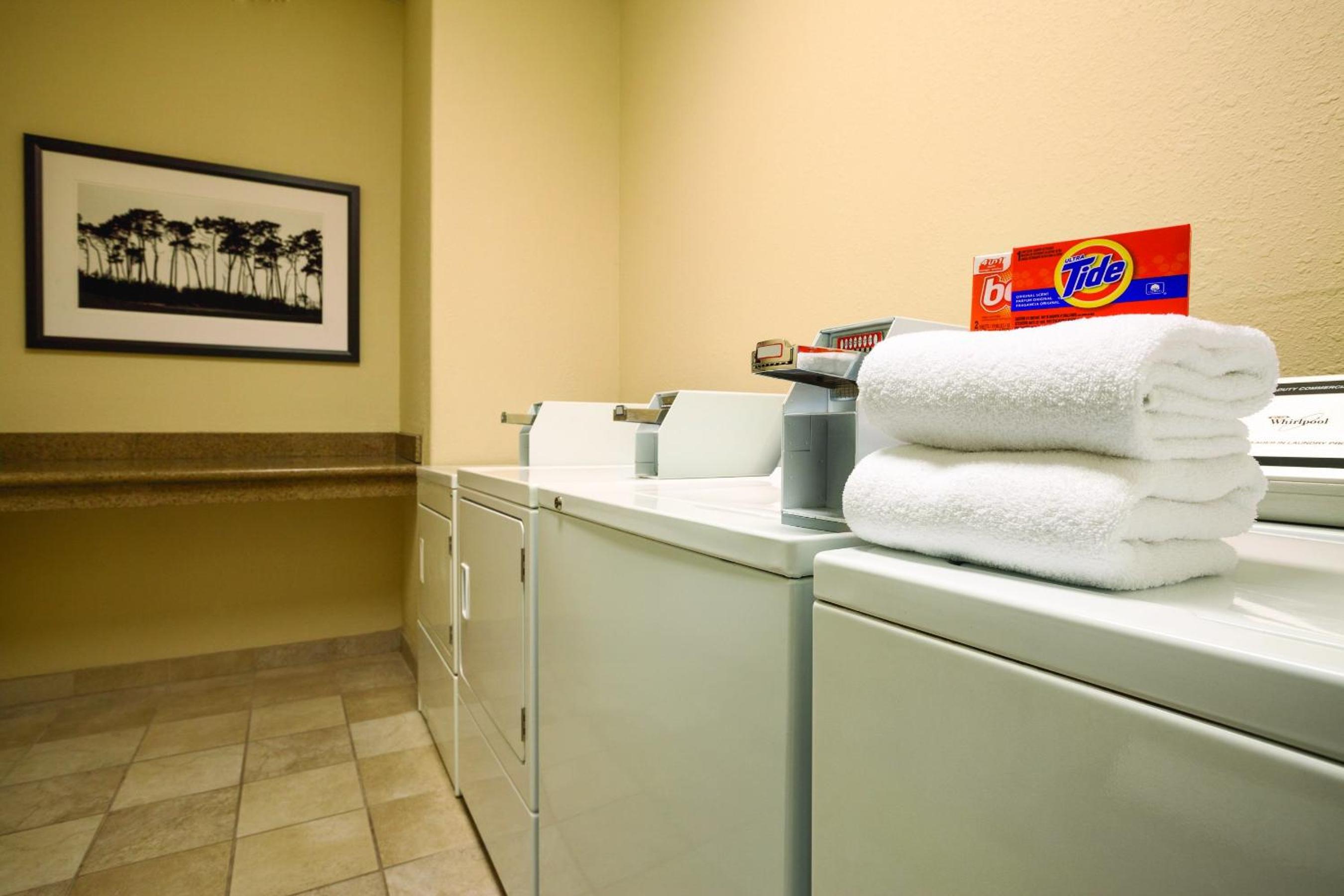 Beckley Vacations - Country Inn  Suites by Radisson, Beckley, WV - Property Image 30