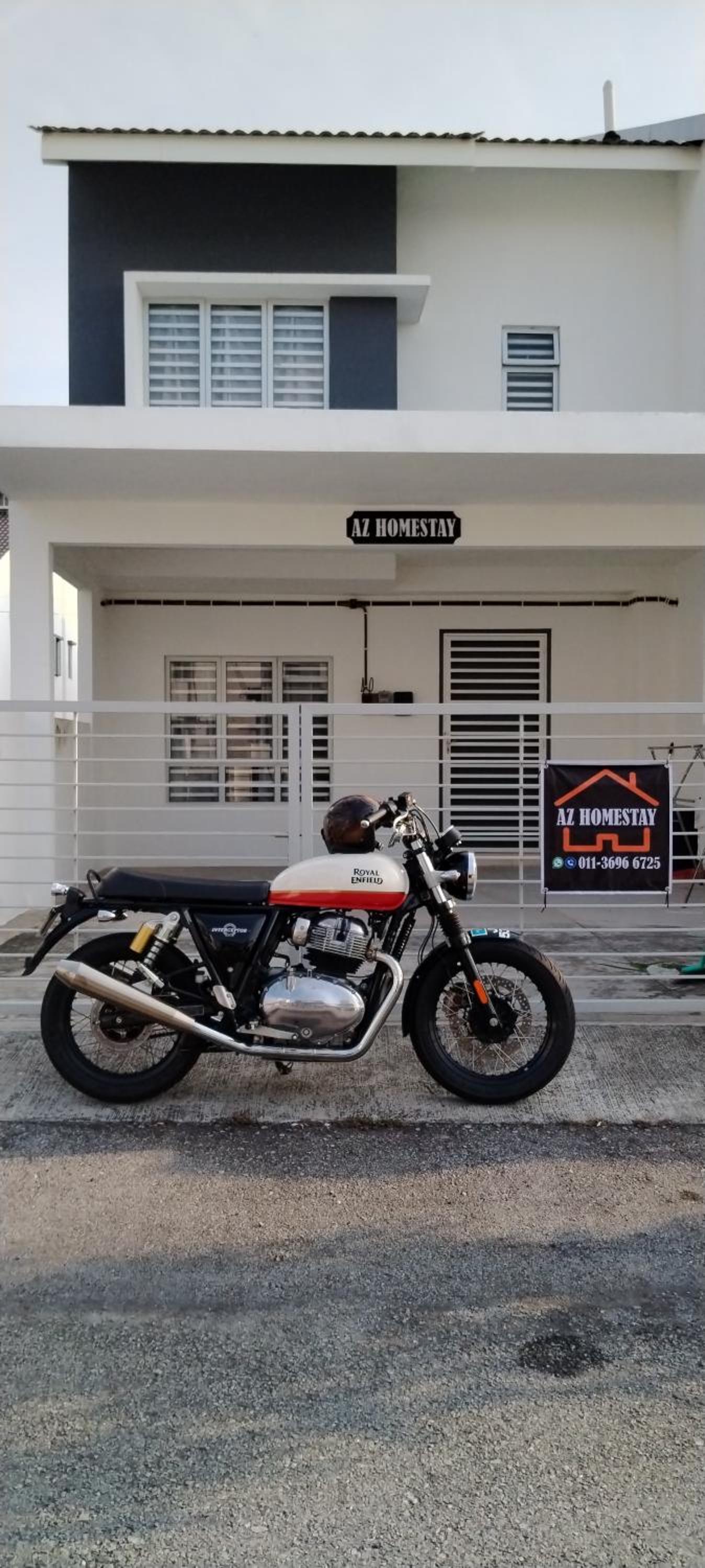 AZ HOMESTAY SENDAYAN