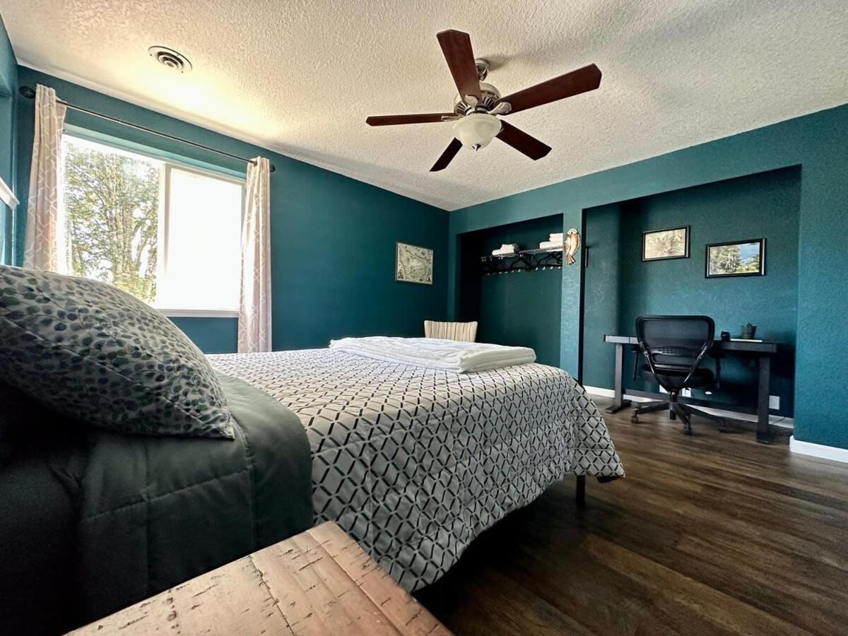 Delightful family-friendly home in the heart of WA view 4