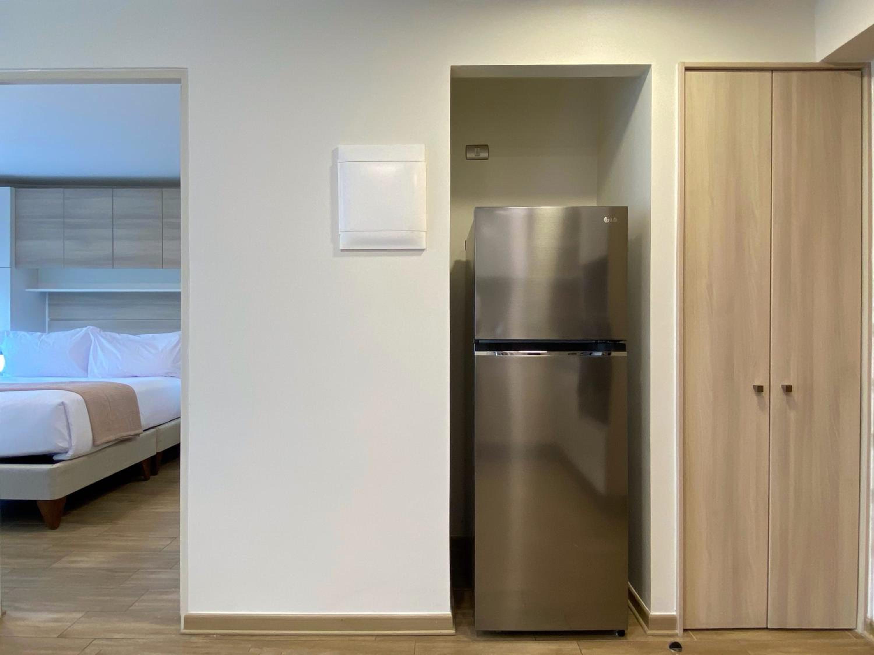 Perfect 1BR with Balcony in Luxurious Building