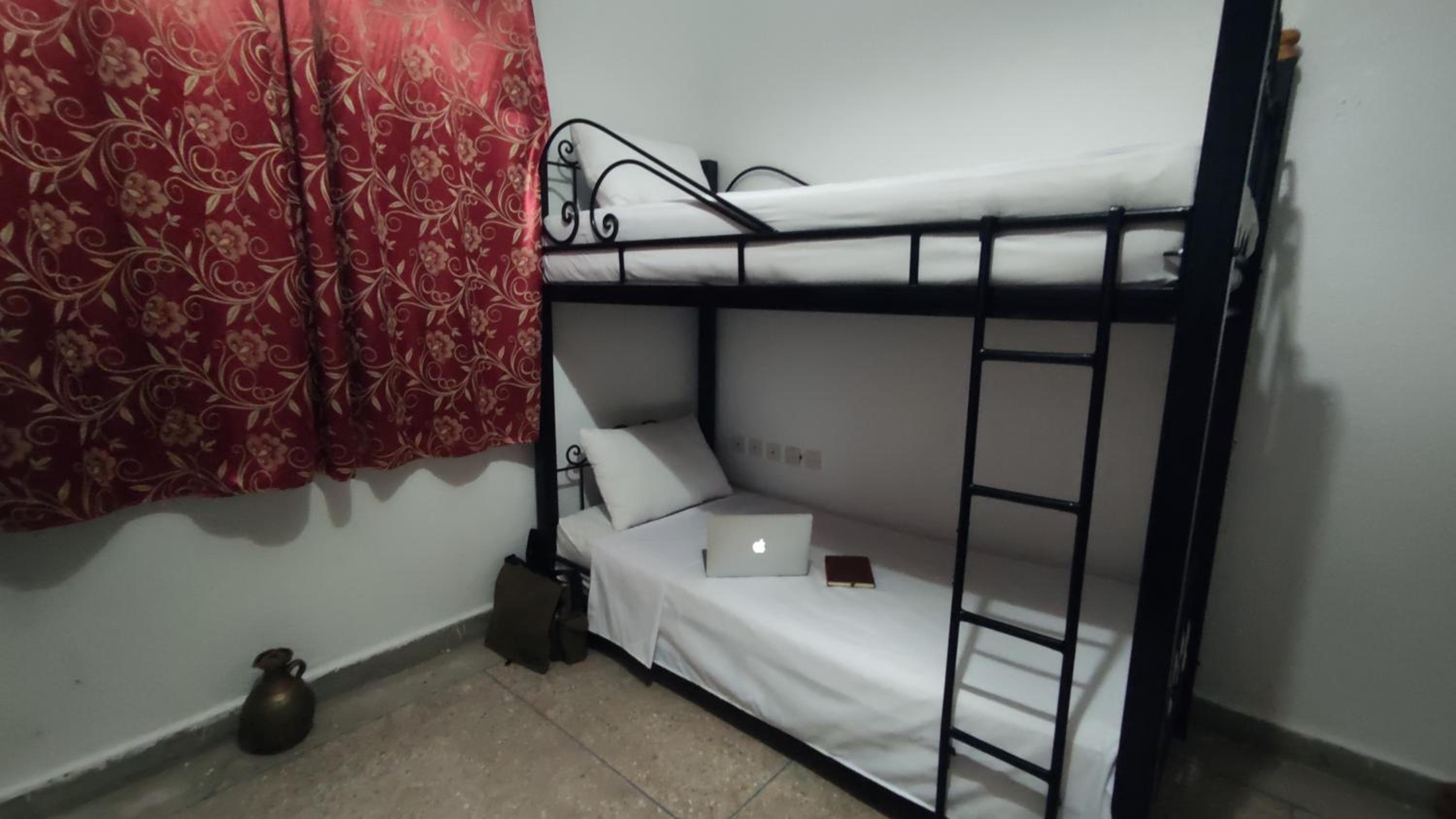 WARZAZAT Hostel