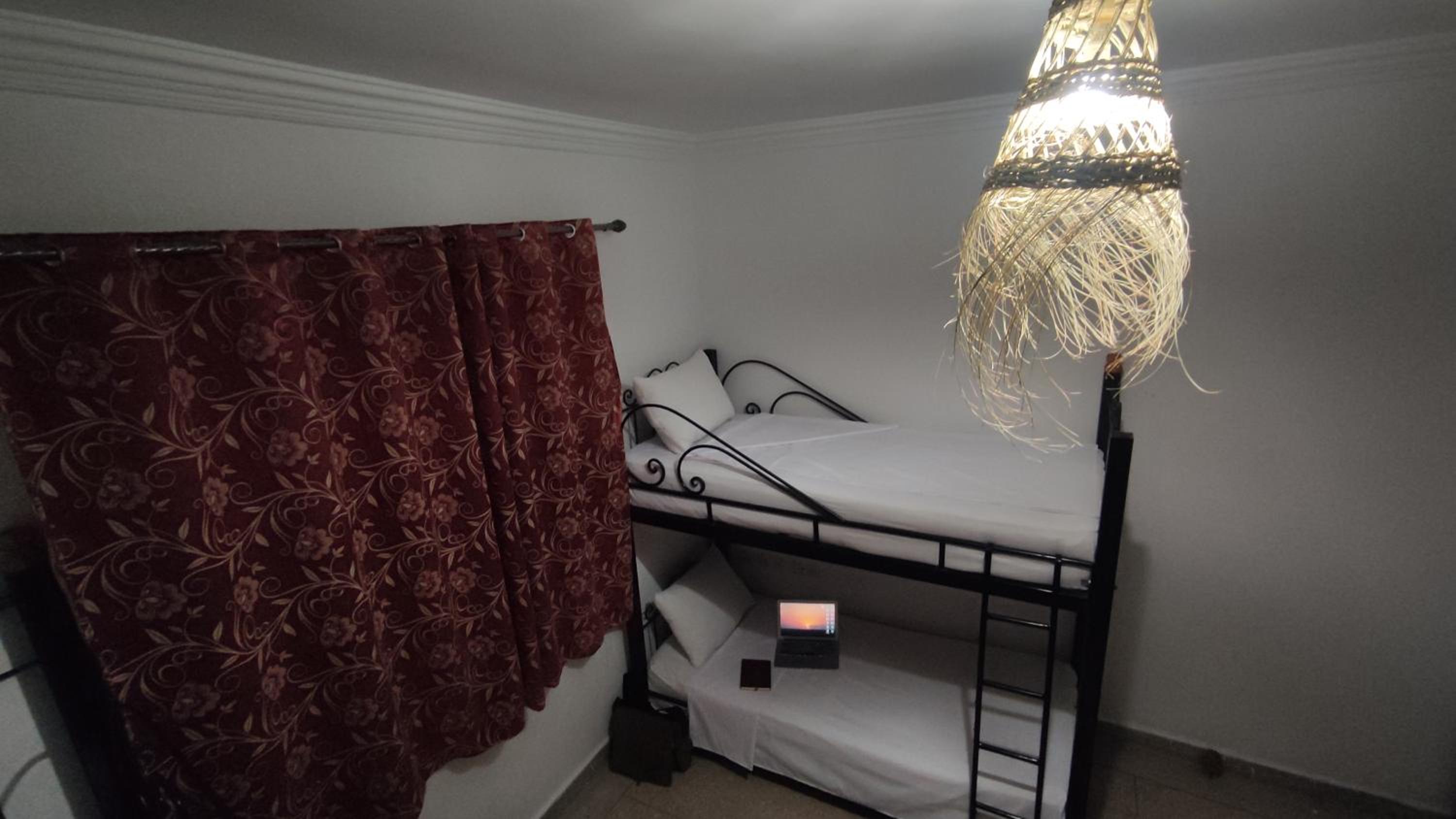 WARZAZAT Hostel