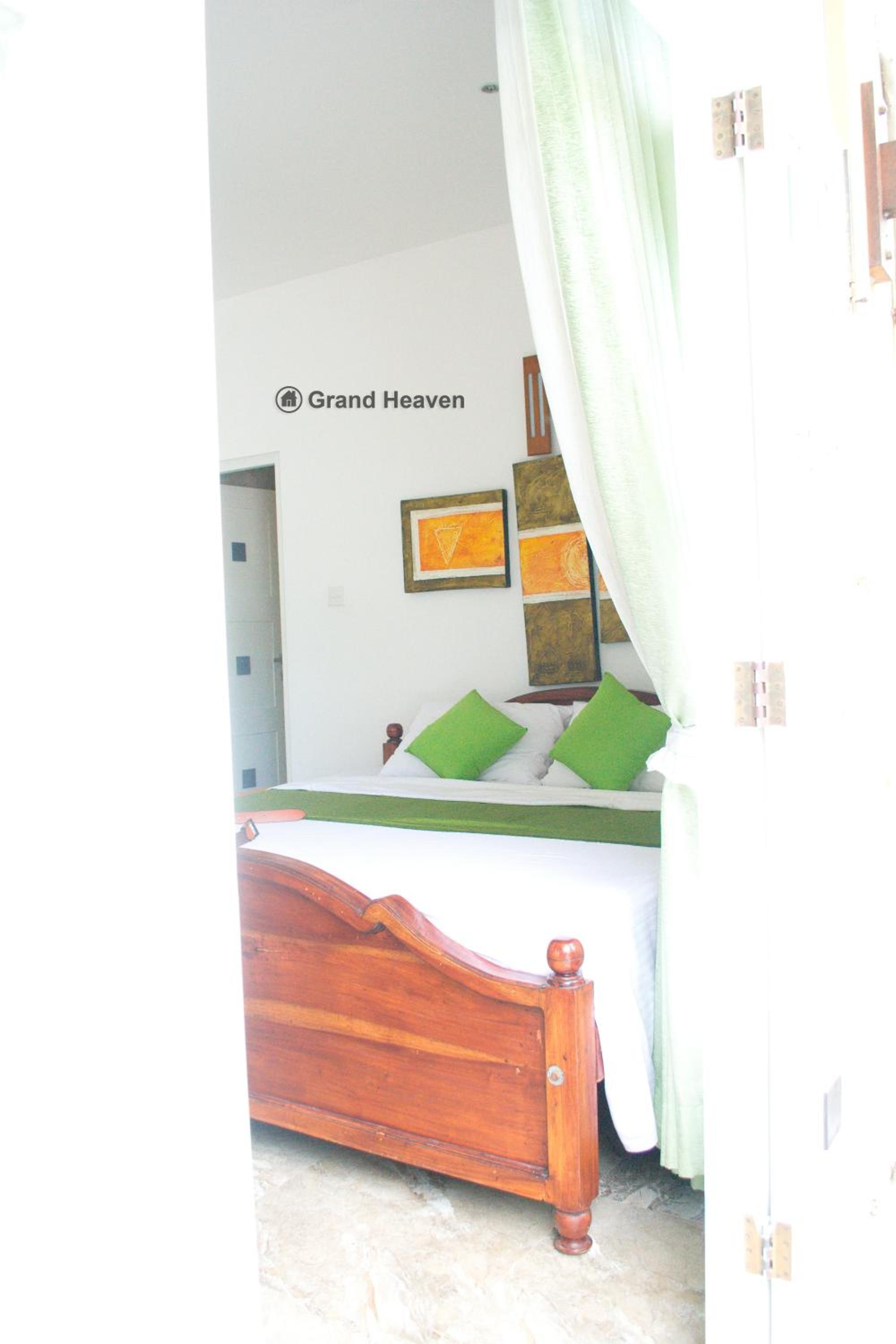 Grand Haven Luxury Villa view 2