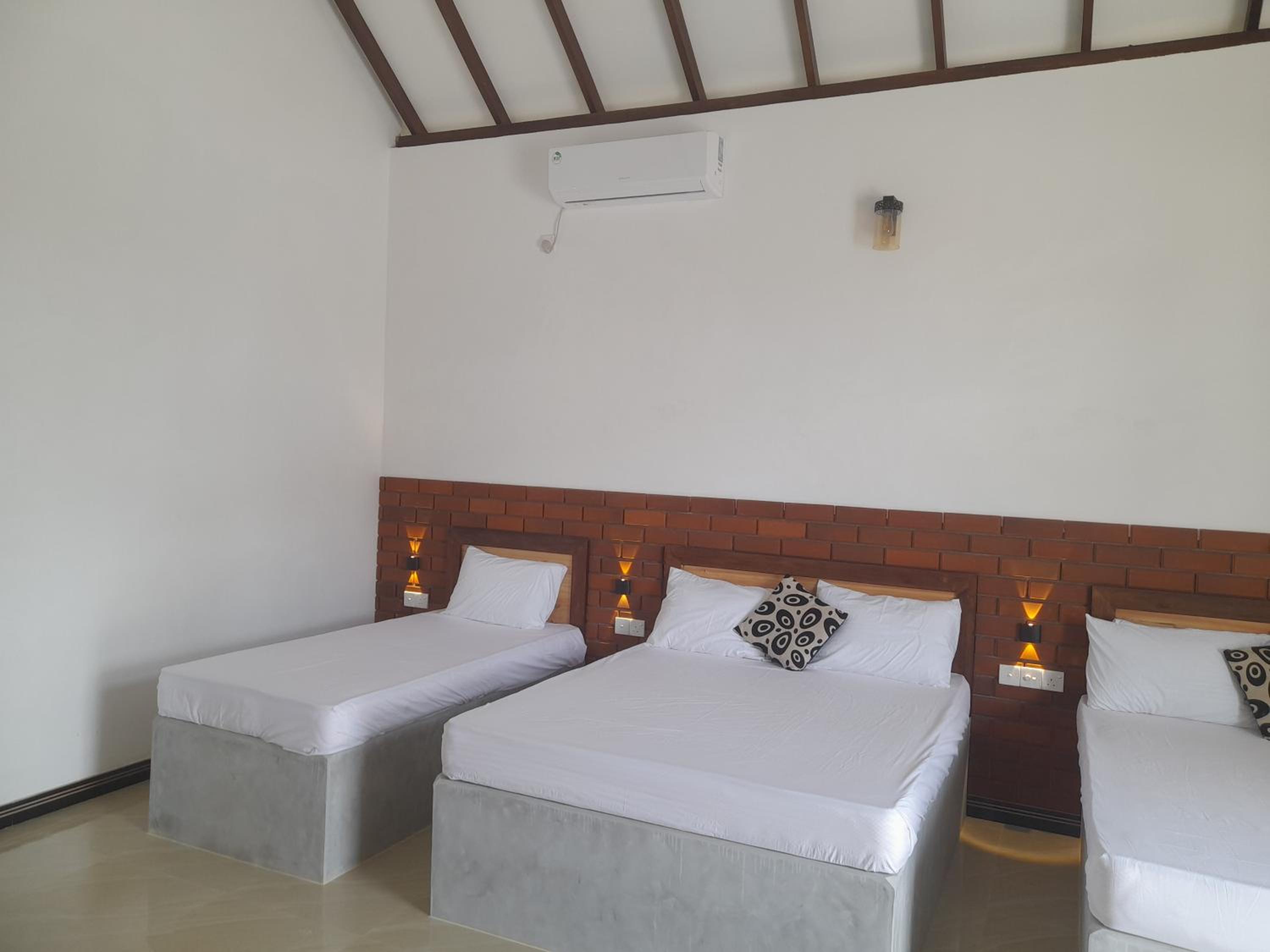 Ari Guest House view 5