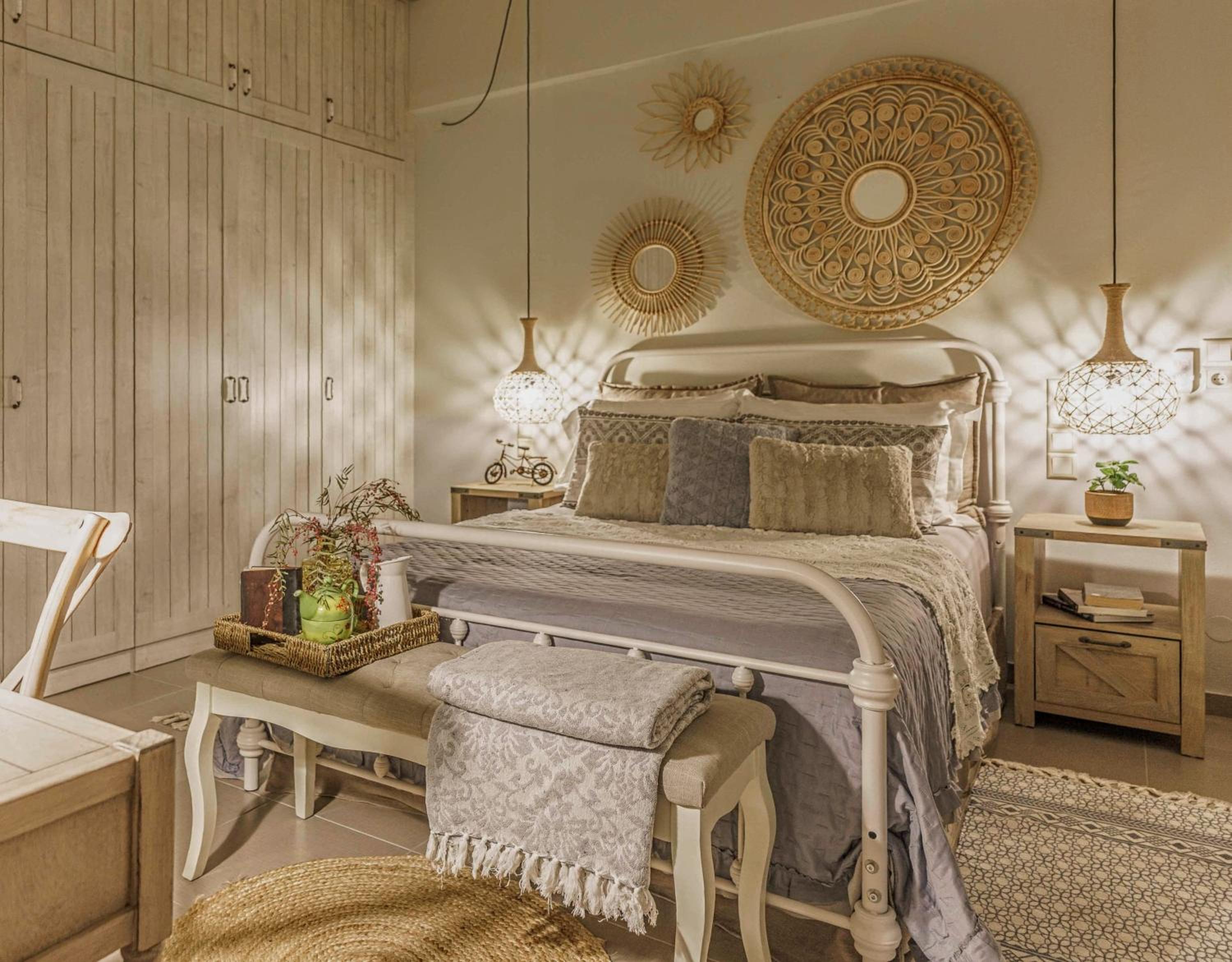 Villa Salvia - Country style luxury & a captivating poolscape