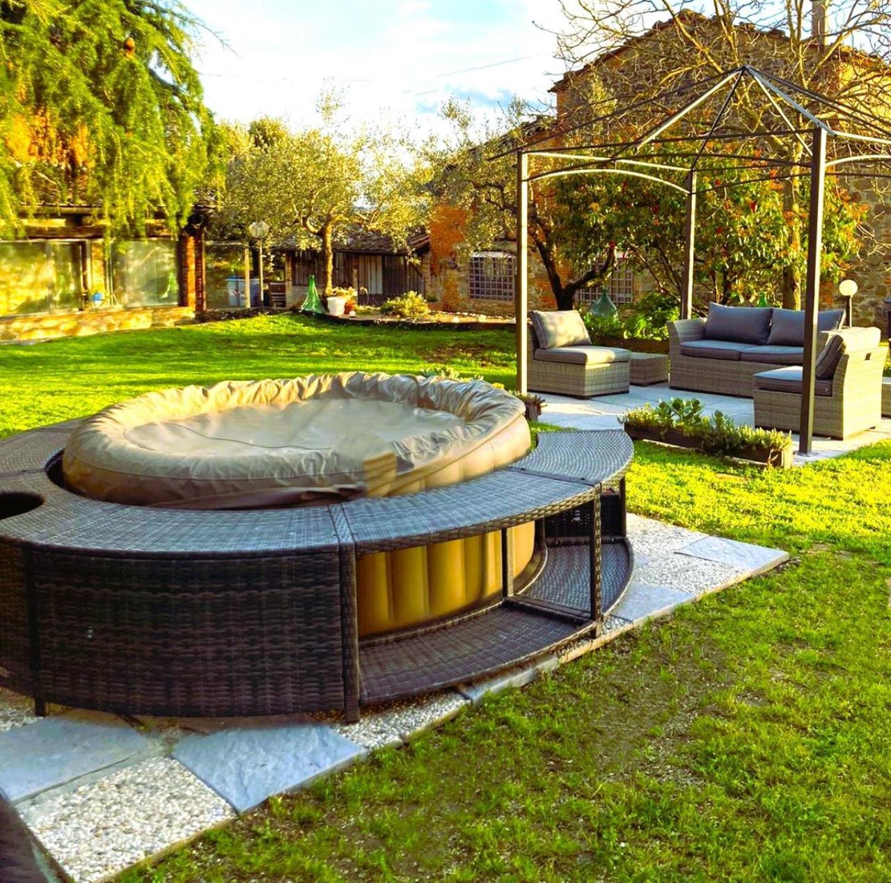 Cocomeraio in Tuscany Casa di Campagna Agriturismo Loro Ciuffenna