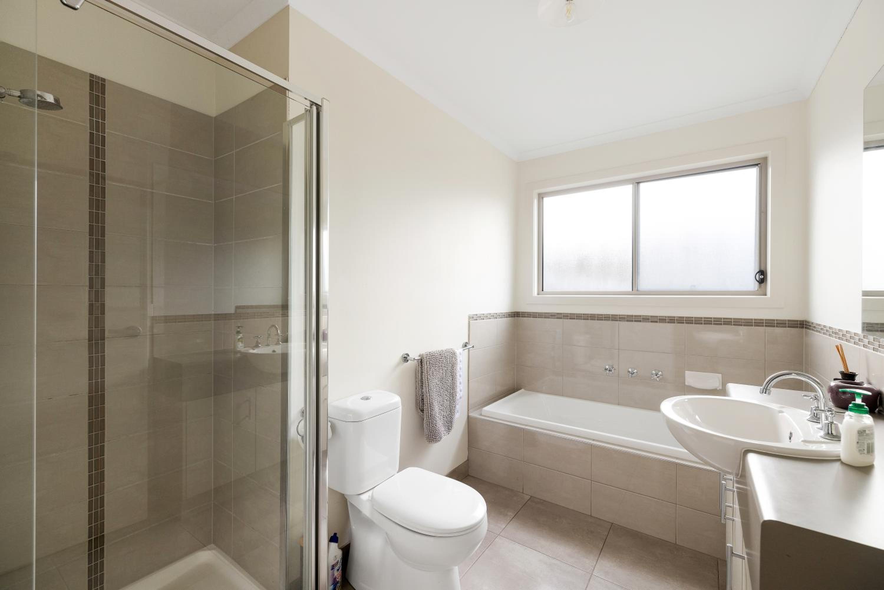 Cosy Cowes Escape