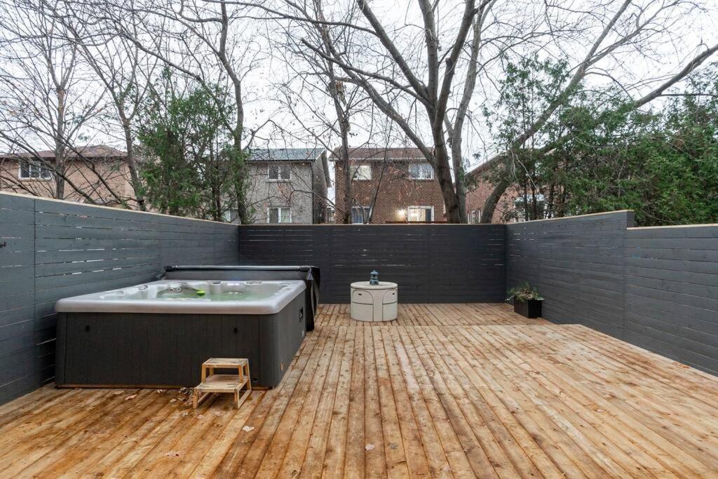 The One - Outdoor Jacuzzi & Indoor Elevator