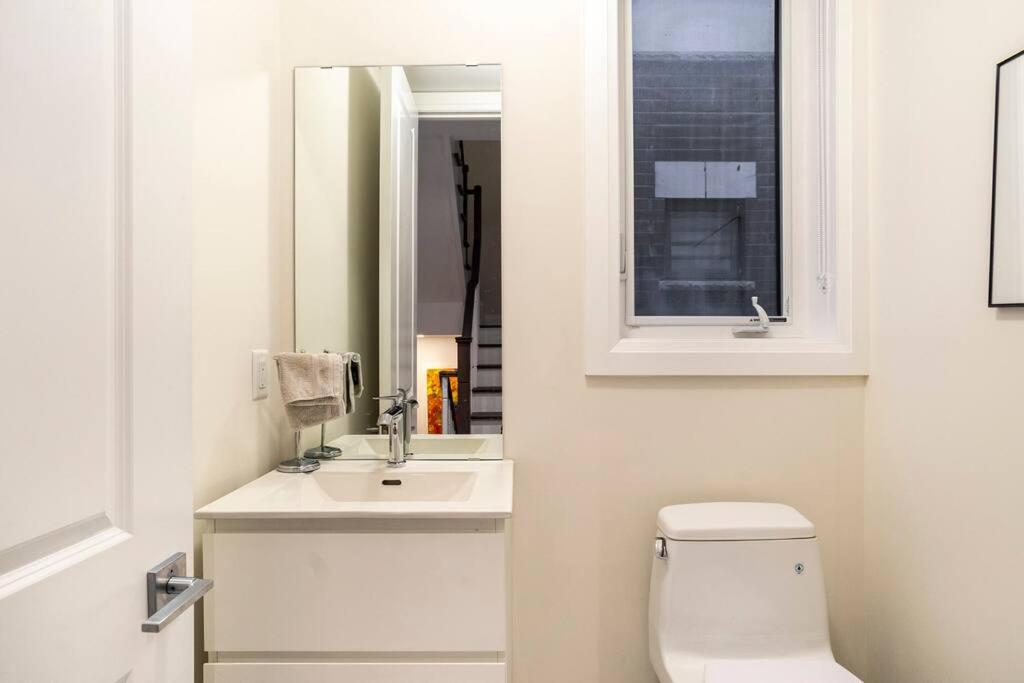 The One - Outdoor Jacuzzi & Indoor Elevator