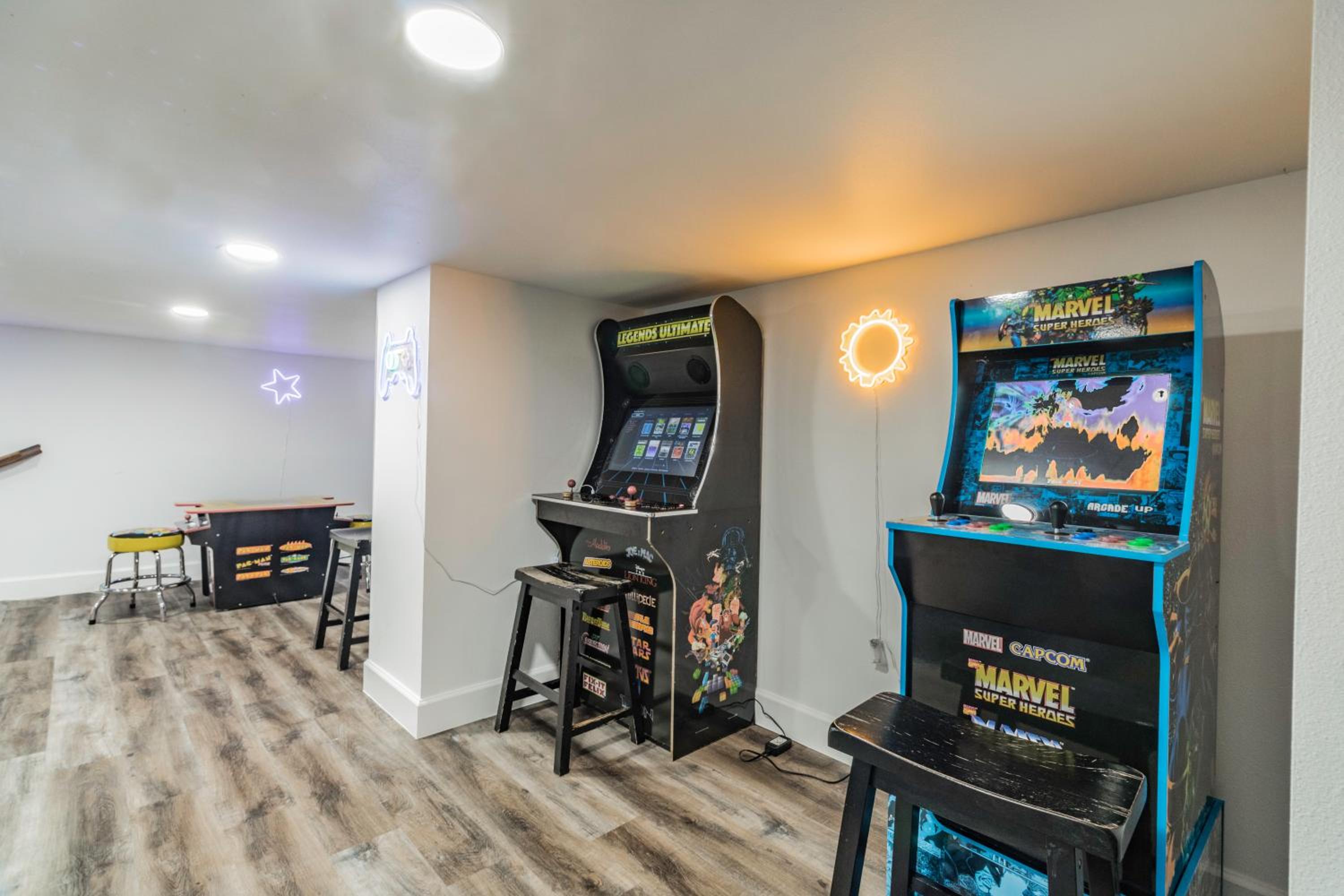 Arcade Palace on the Lake view 5