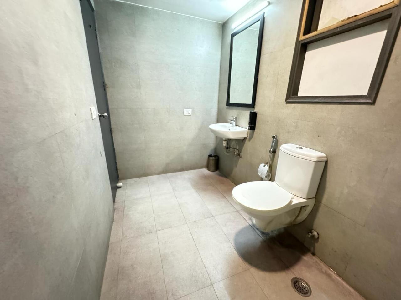 Hotel The Centrum - NFC New Delhi