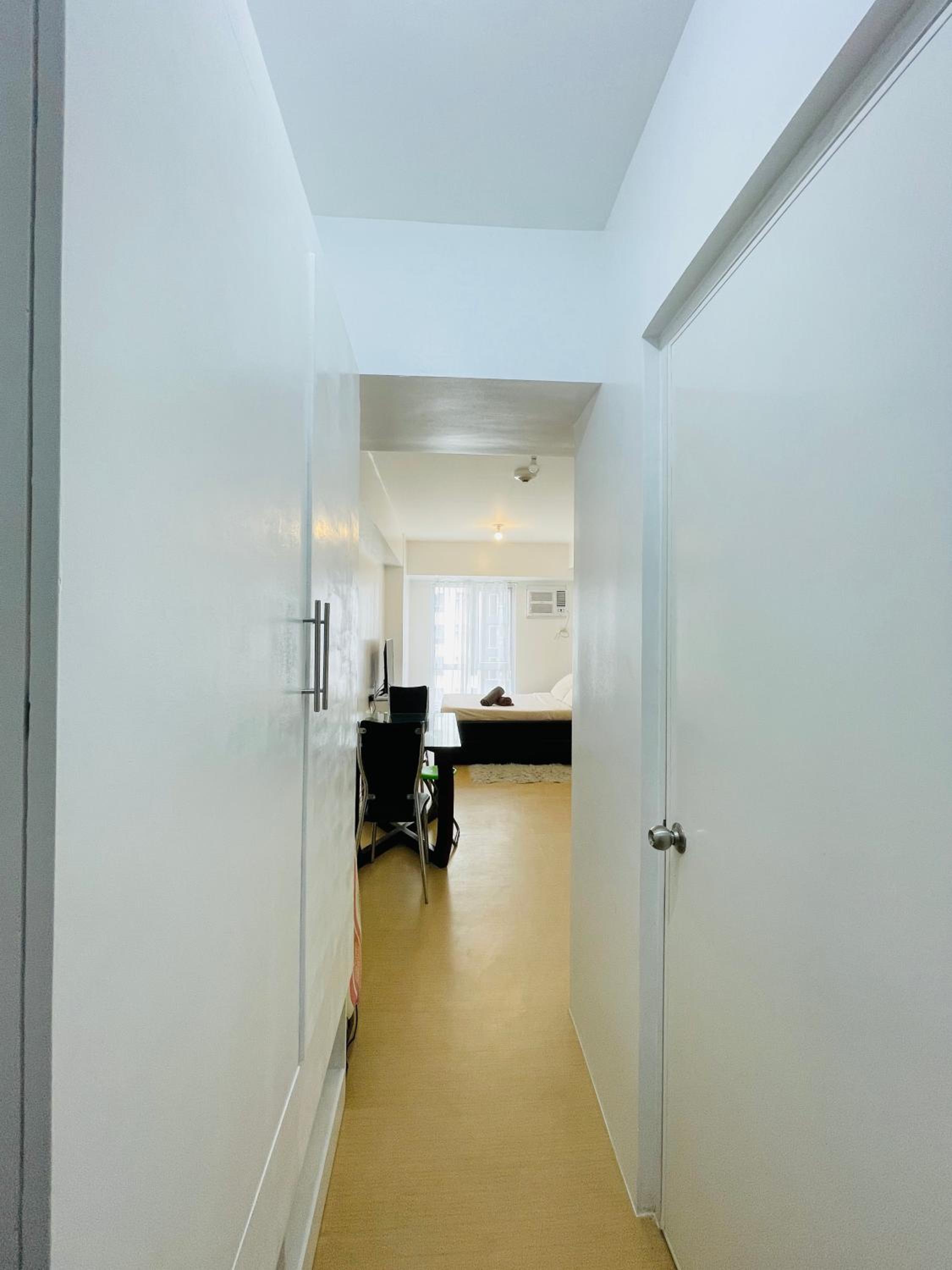 * *D2 Central Location Condo view 4