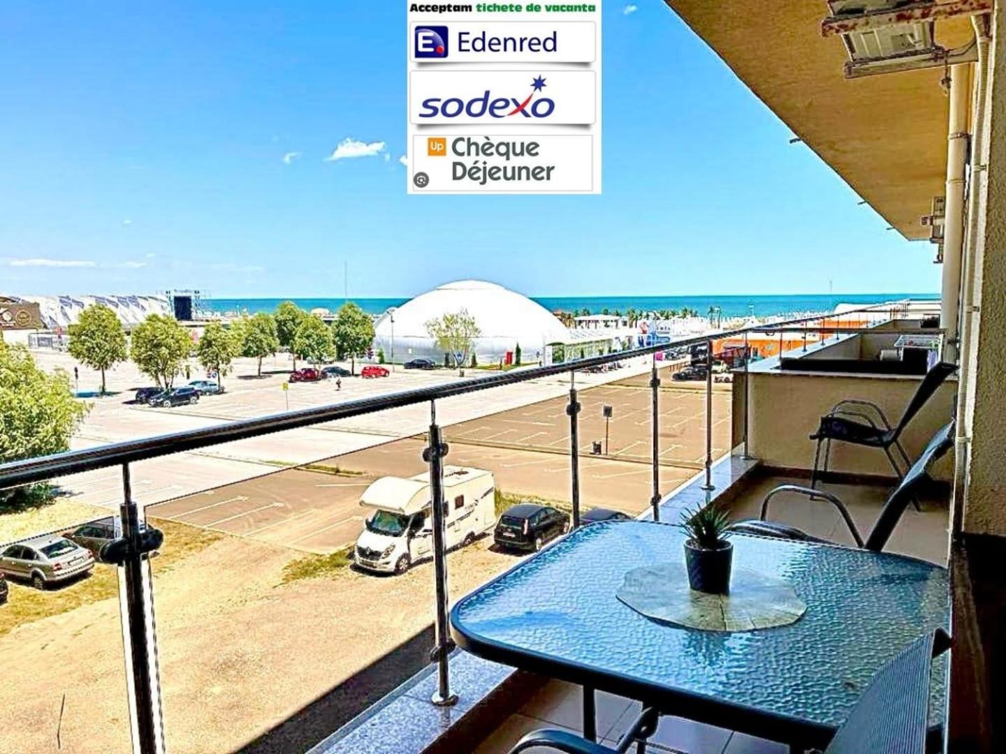 Monarch Boutique Apartaments