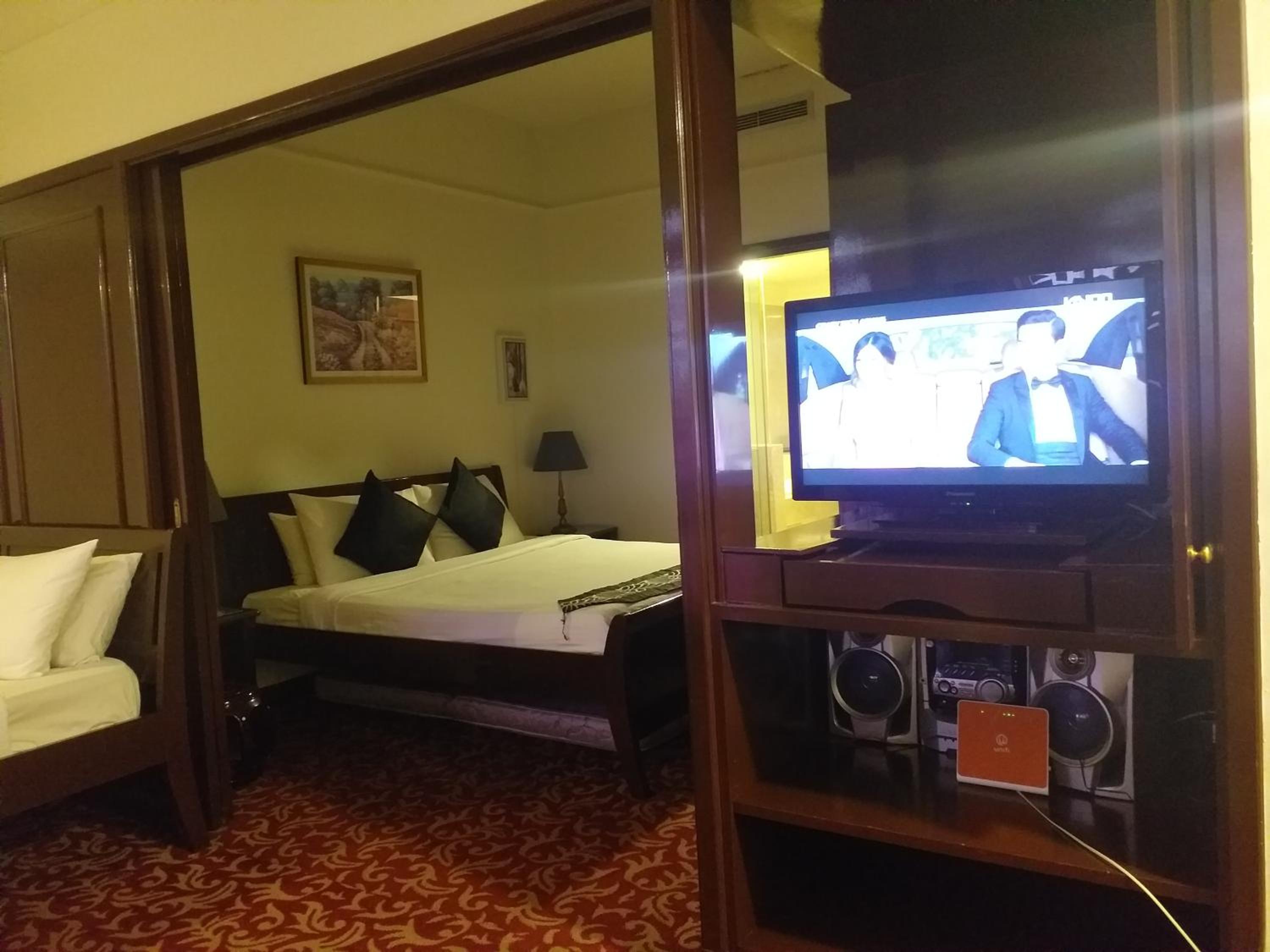 Summur suite at time square kl