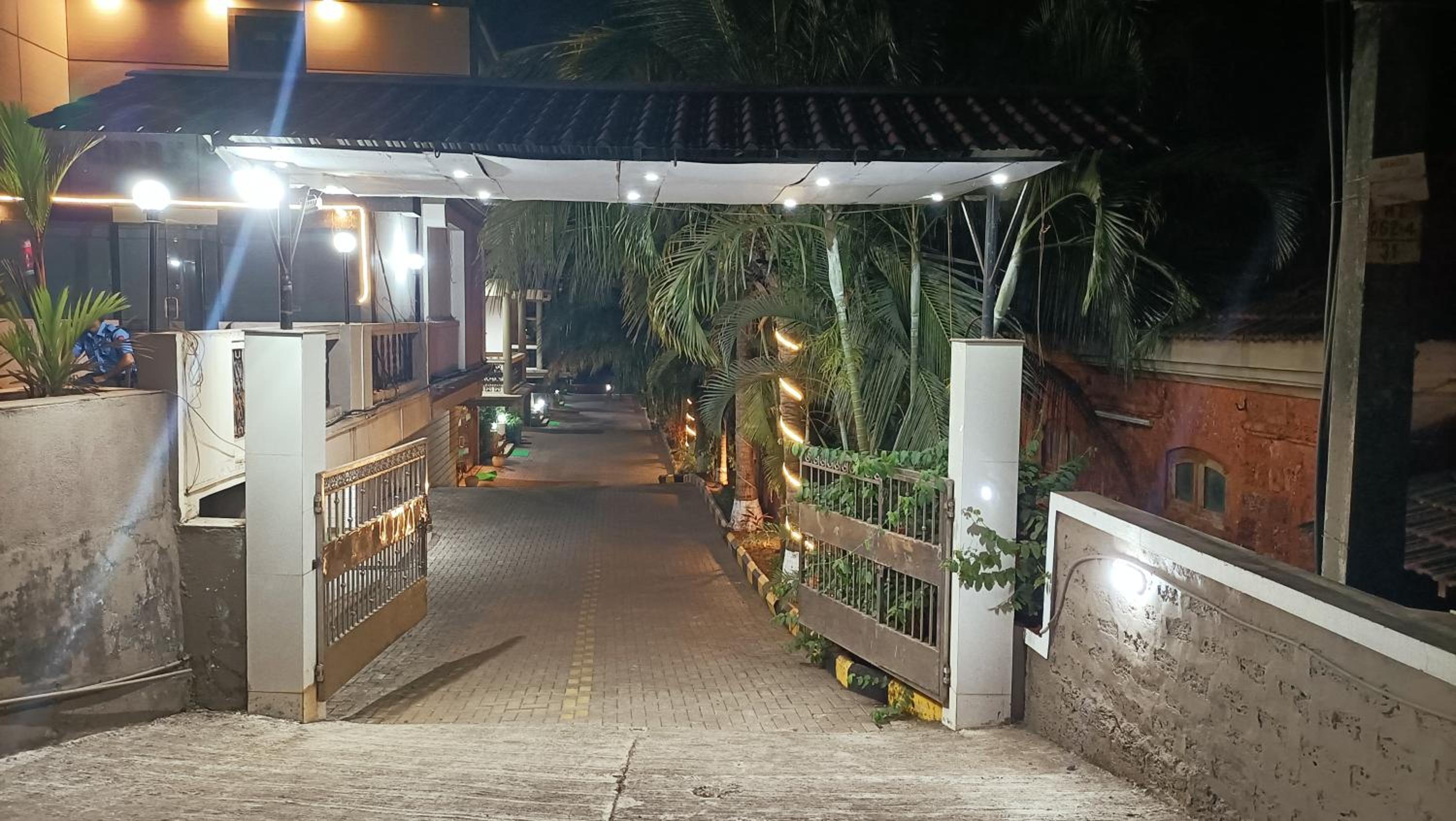 Avieeno 3 bhk premium Villas with pool Near Calangute Goa view 3