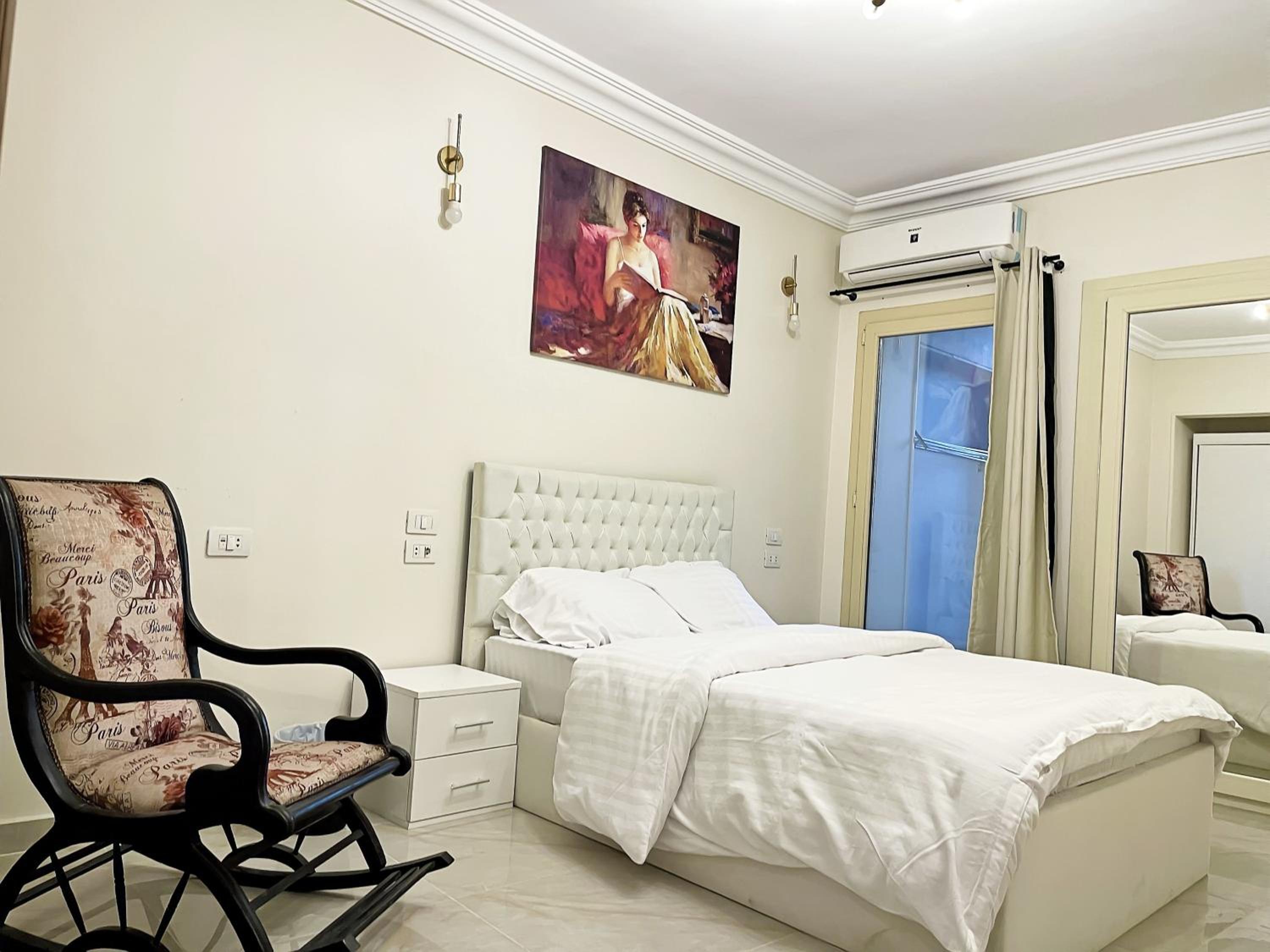 Nile view Zamalek Abuelfeda's Three bedrooms