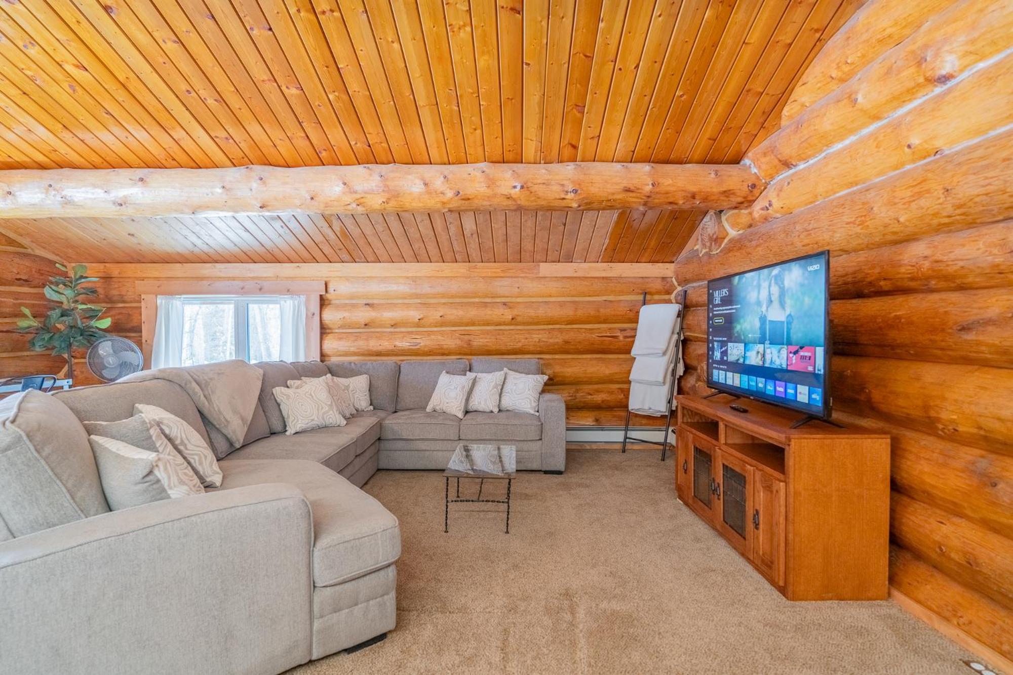 Tucked Away Timber Upper Suite view 5