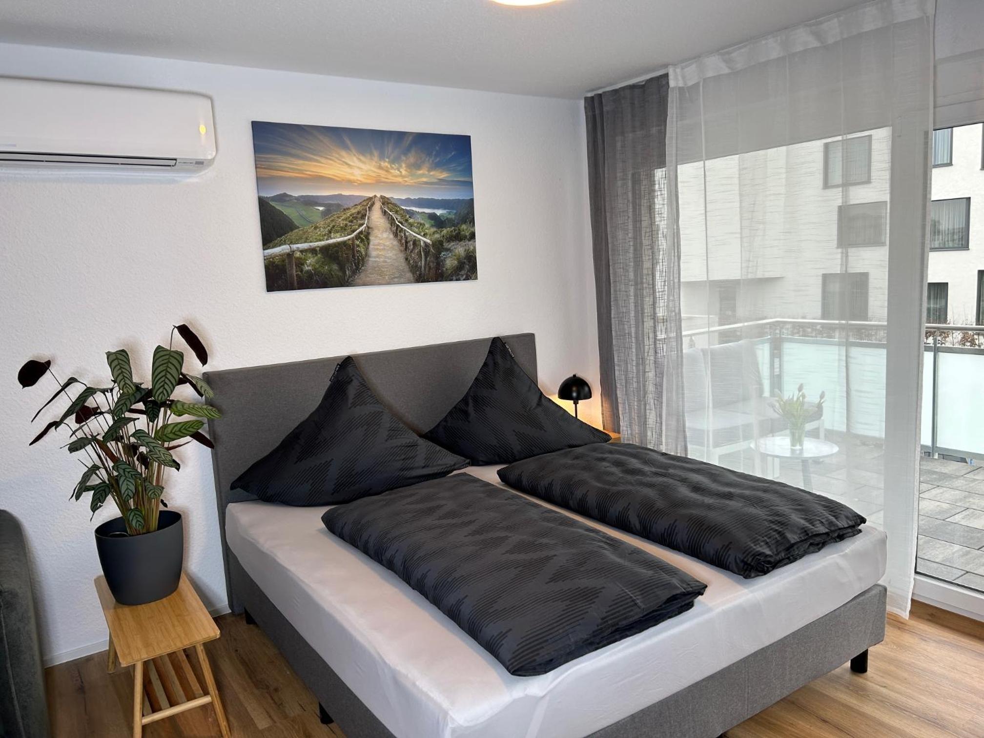 Jill Apartments