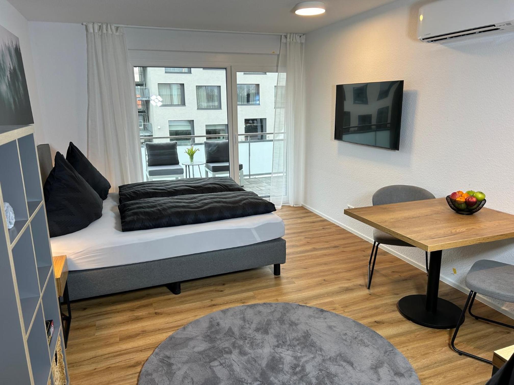Jill Apartments