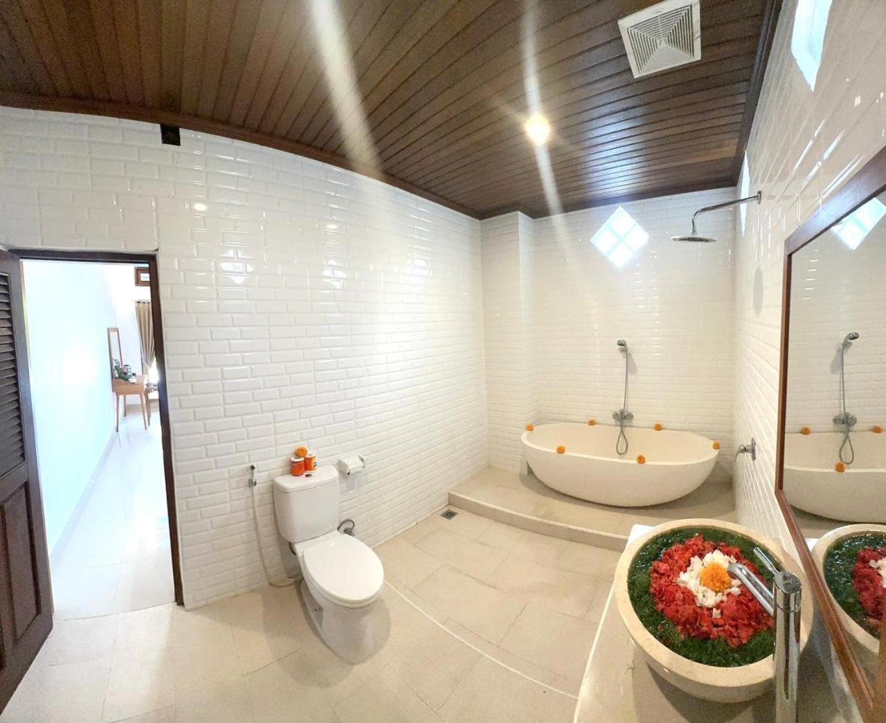 Bupon House Anggrek Room view 3