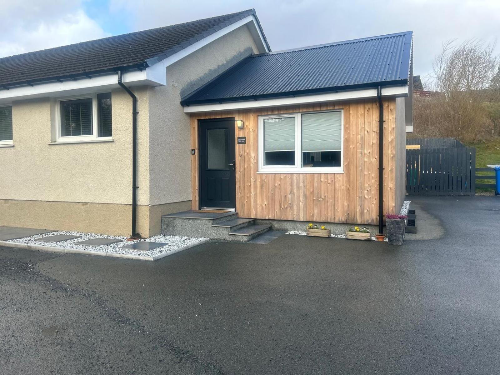 Burnbrae Apartment