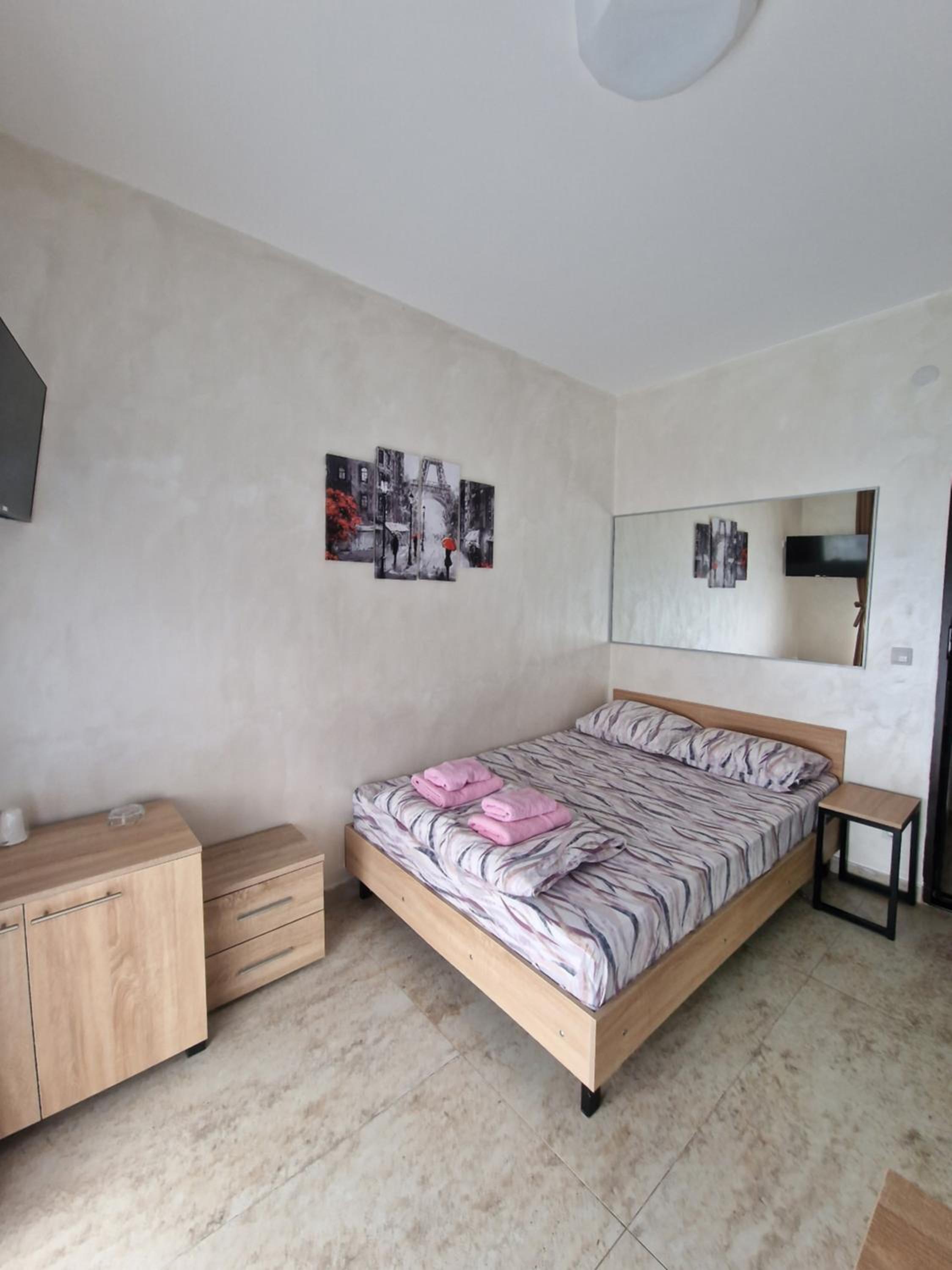 Rooms Green Set