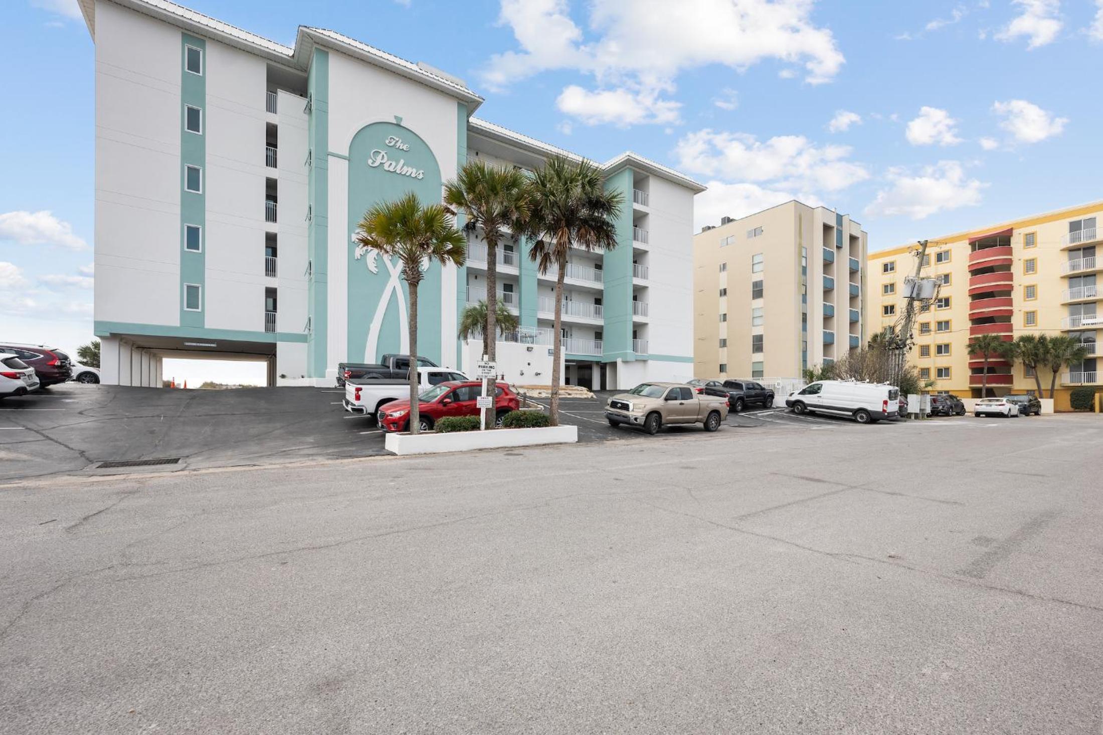 SeaGlass - Oceanfront with expansive balcony view 3