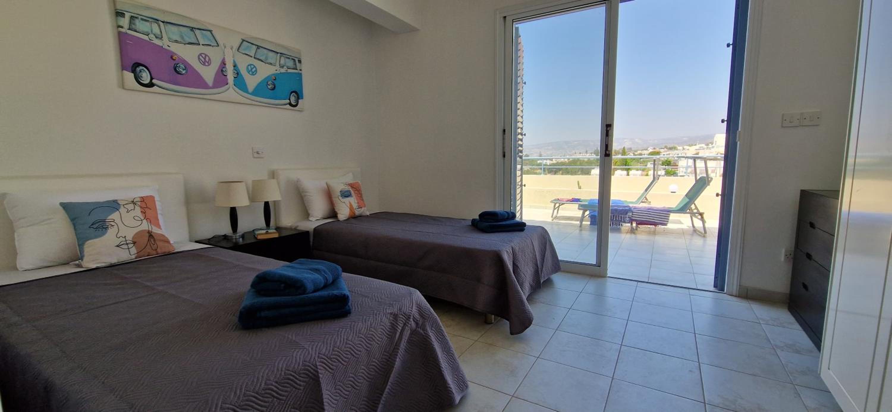 Romanson Seaview Apartment