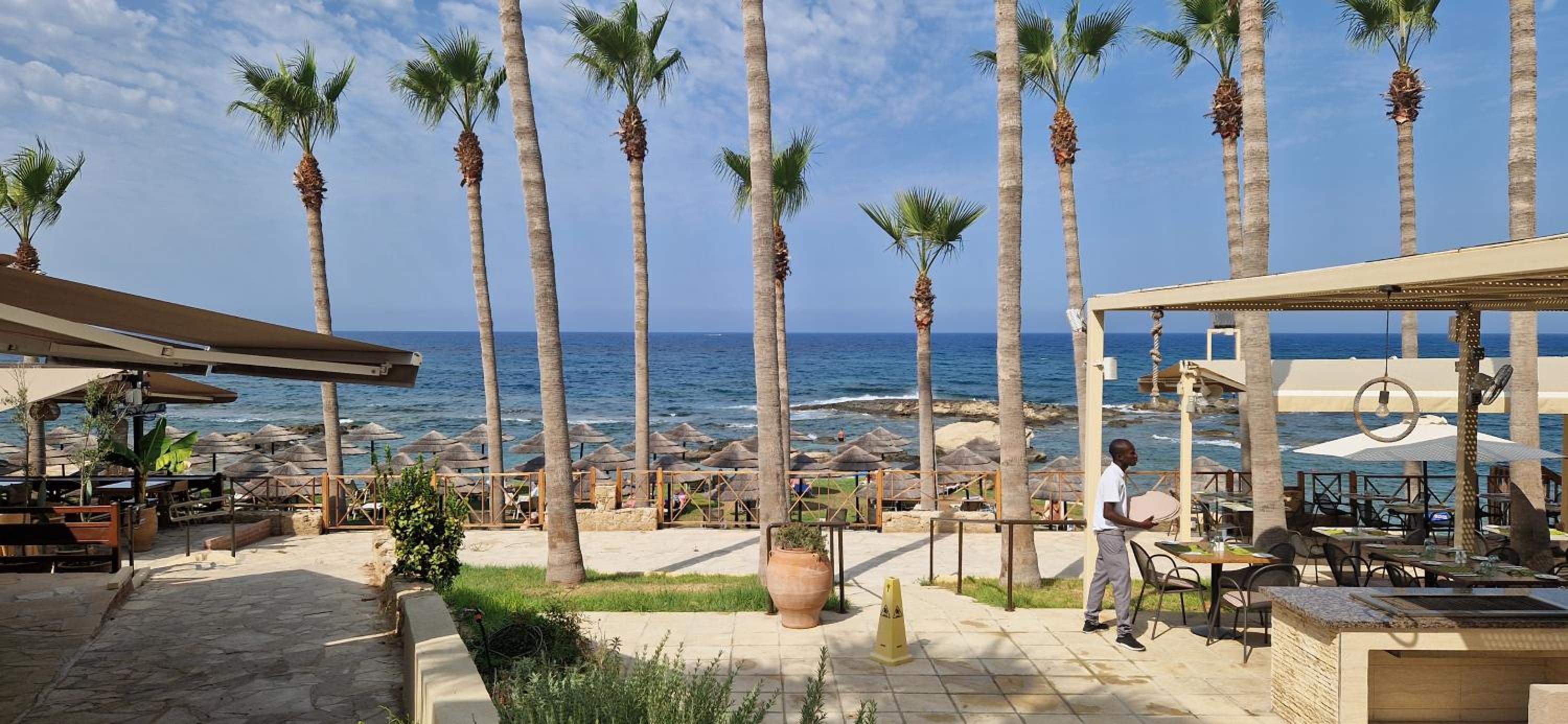 Romanson Seaview Apartment