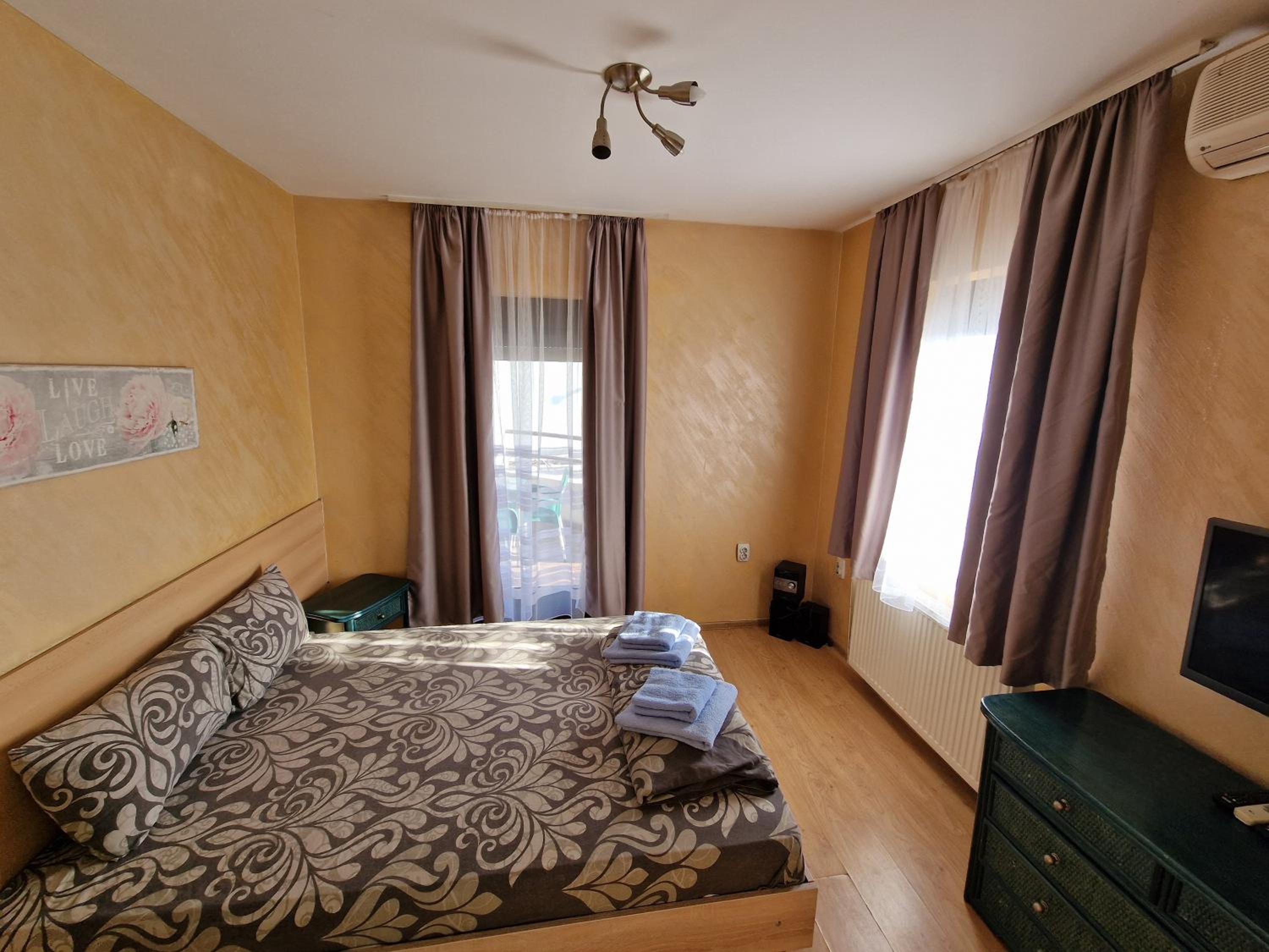 Rooms Green Set