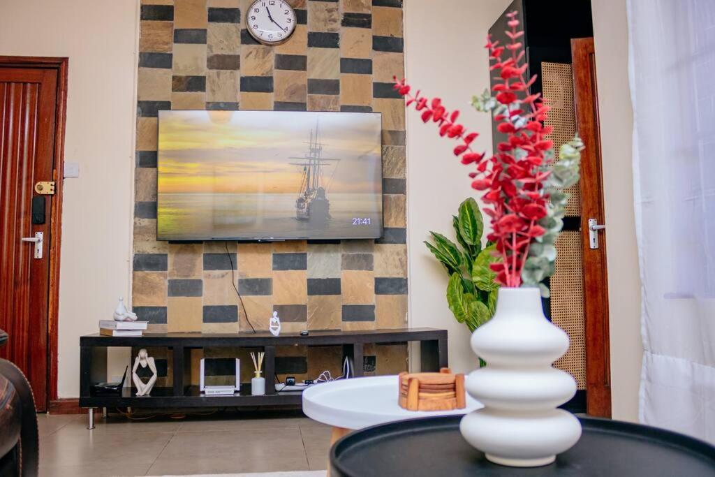 Cozy Feels in Westlands Nairobi view 3