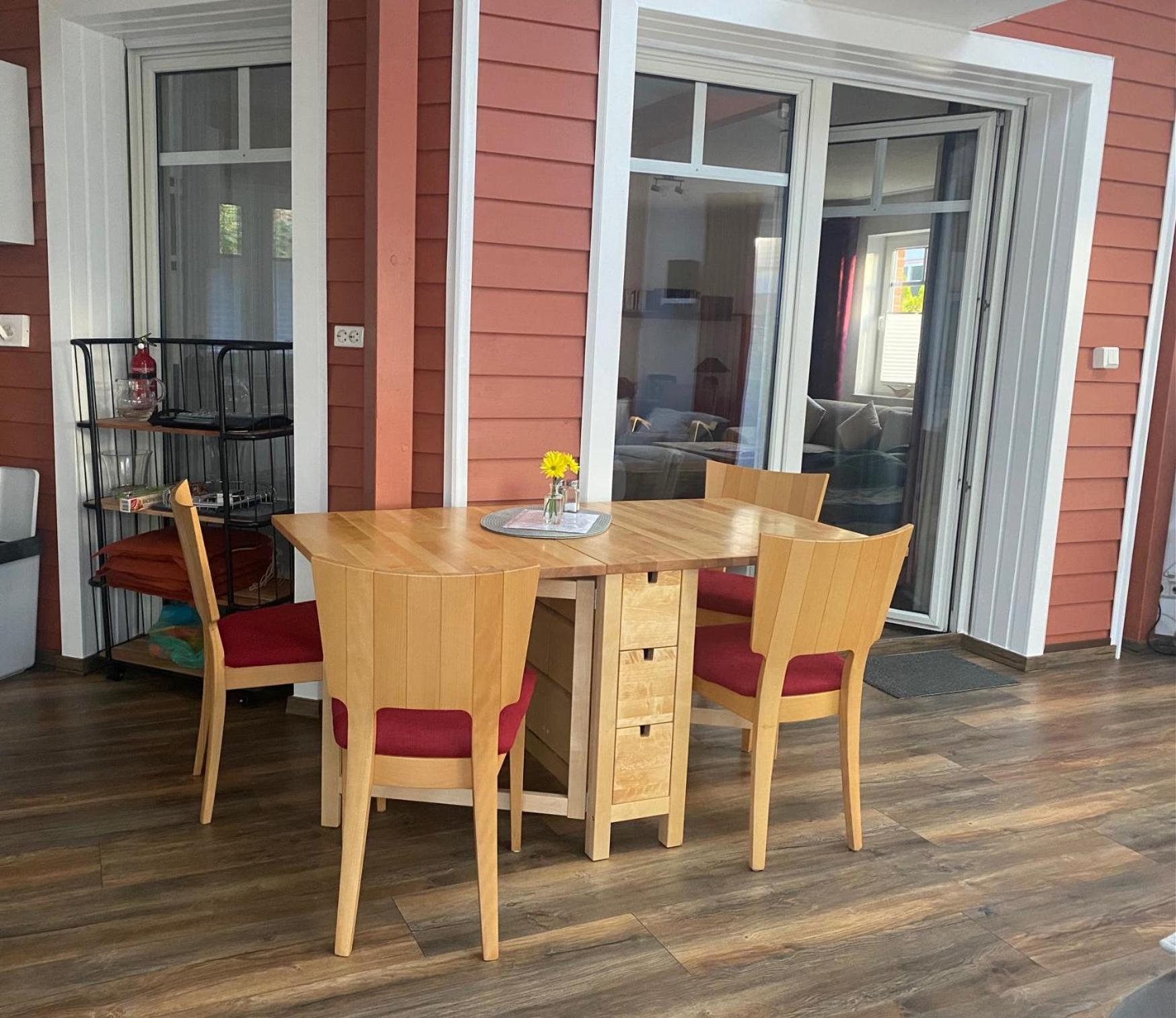 Moderne Ferienwohnung mit Kamin u Garten im EG 100qm Nähe Weser und Golfplatz