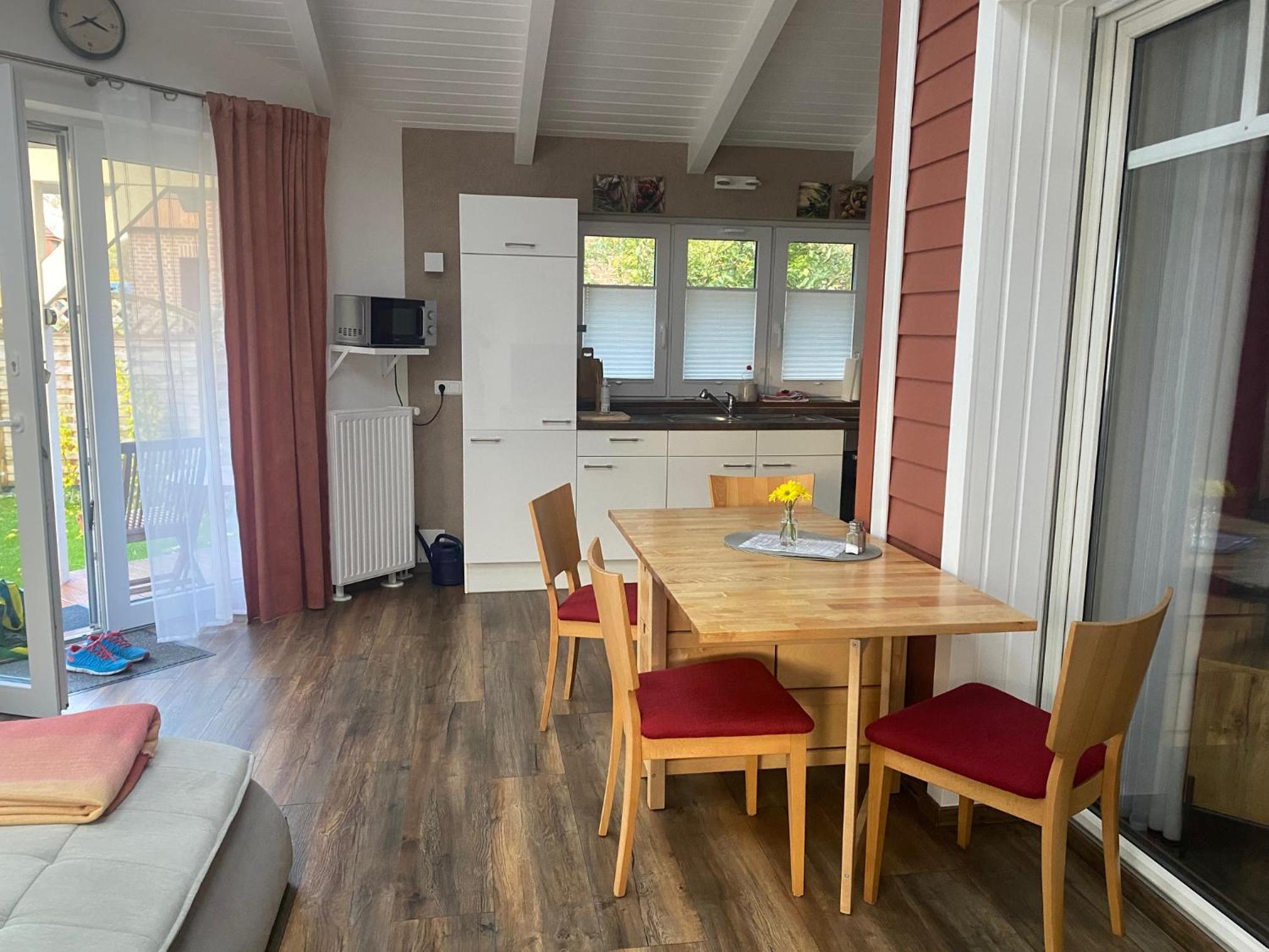 Moderne Ferienwohnung mit Kamin u Garten im EG 100qm Nähe Weser und Golfplatz
