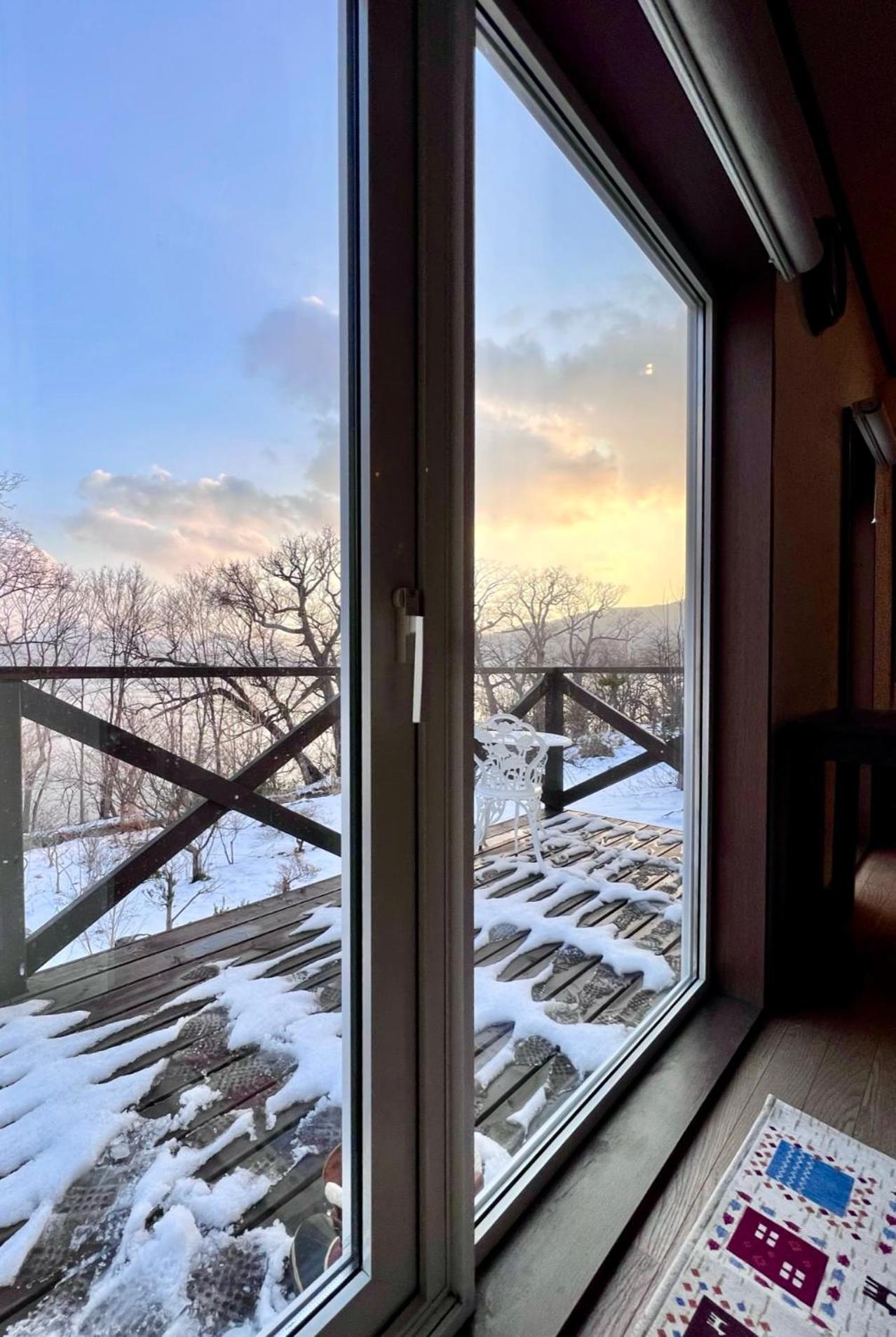The Lobs, Lake Toya "former Yellow House by Lake Toya" view 5