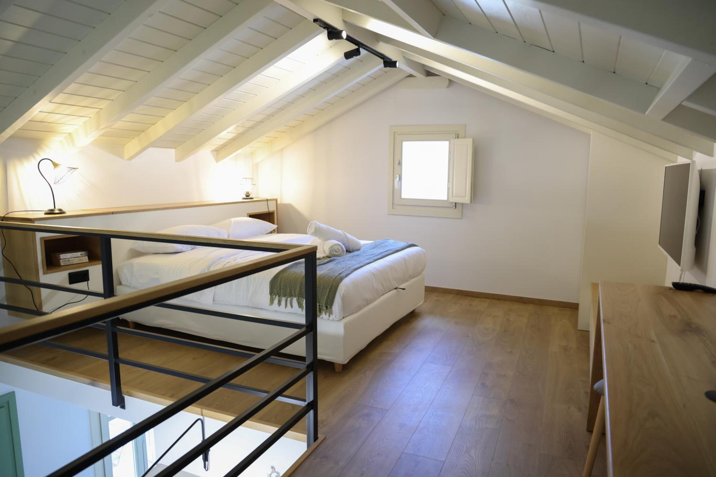 Castrusso Castle apartments