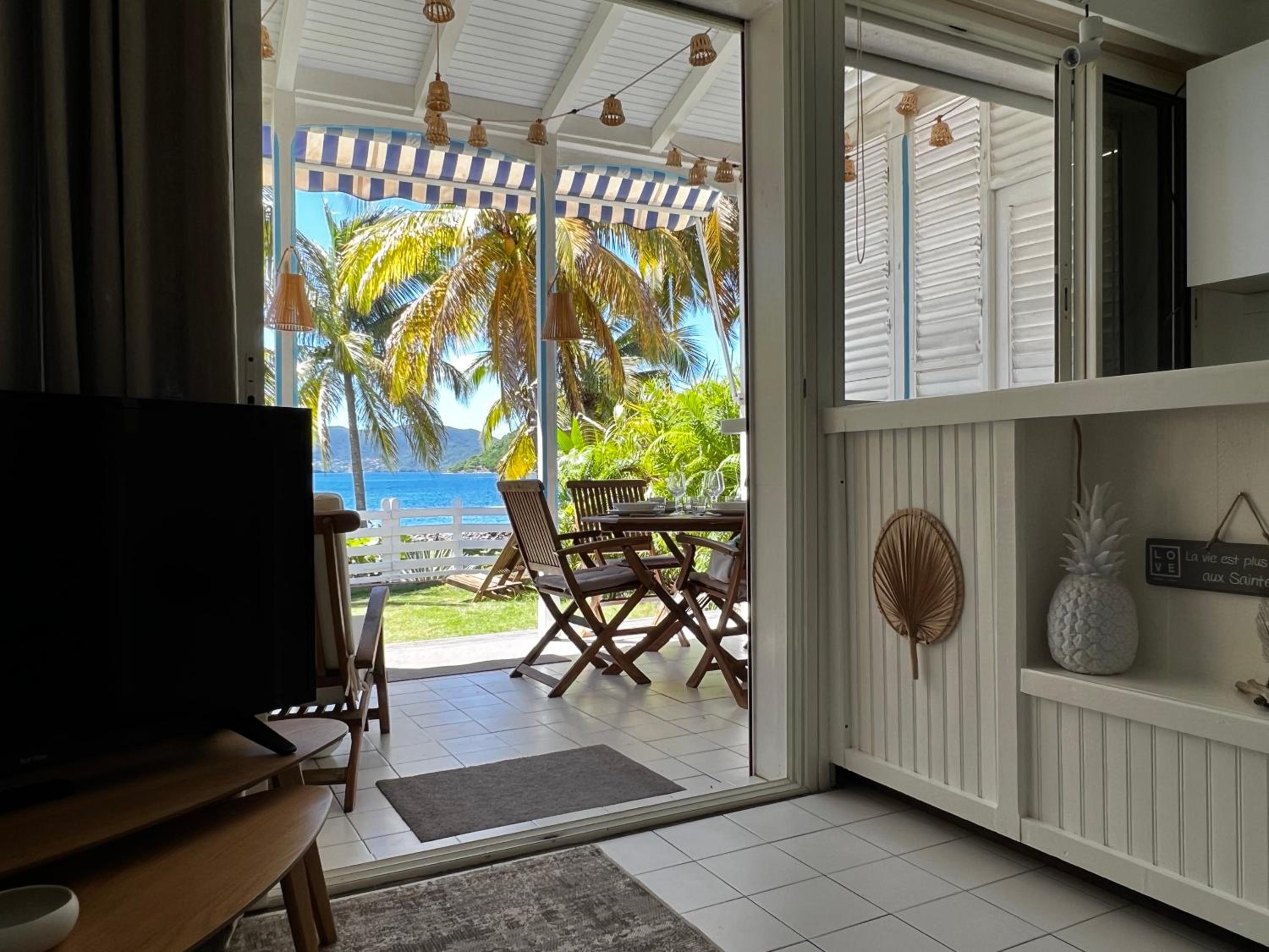 Bungalow Sucrier, les pieds dans l'eau