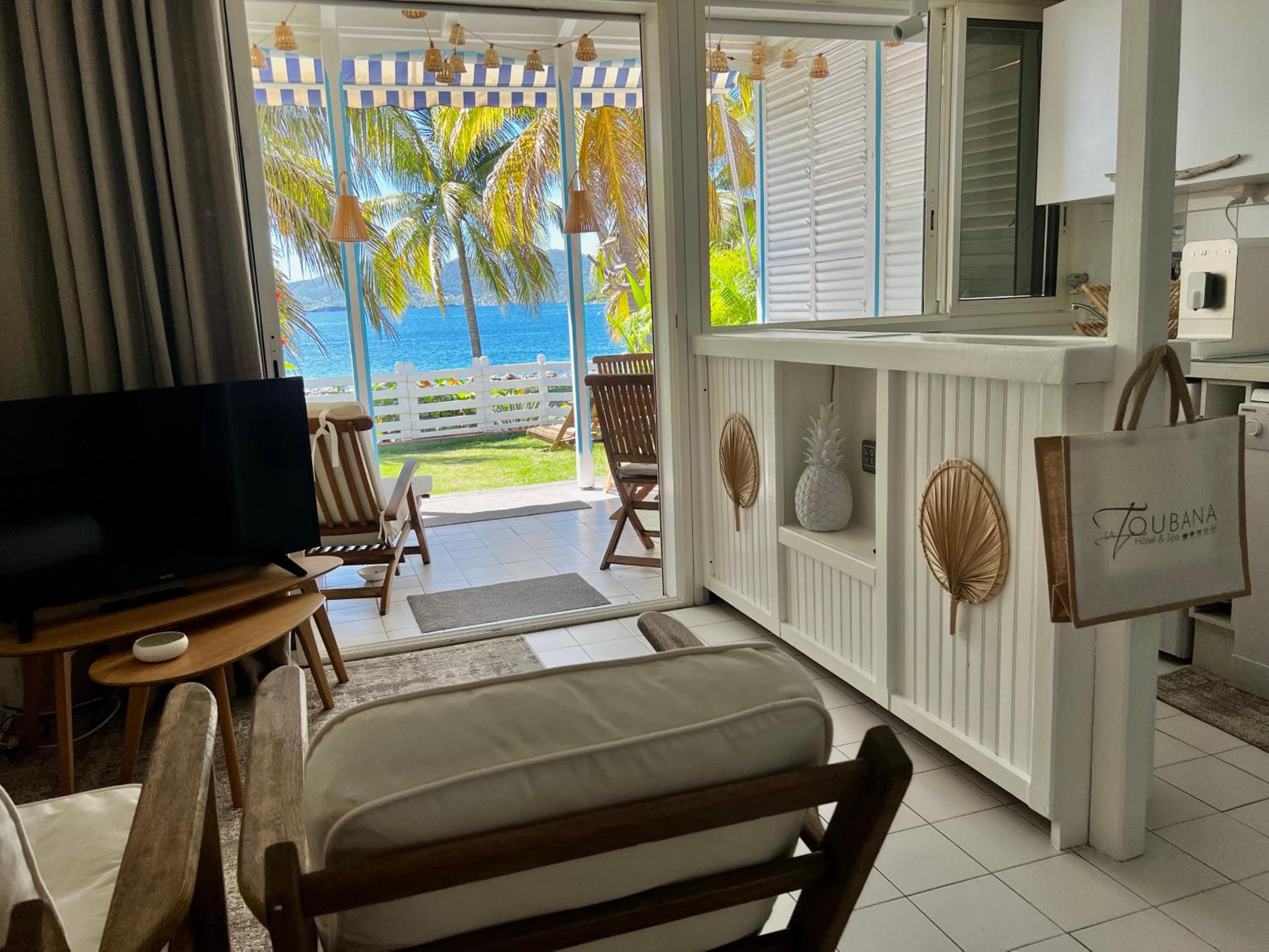 Bungalow Sucrier, les pieds dans l'eau