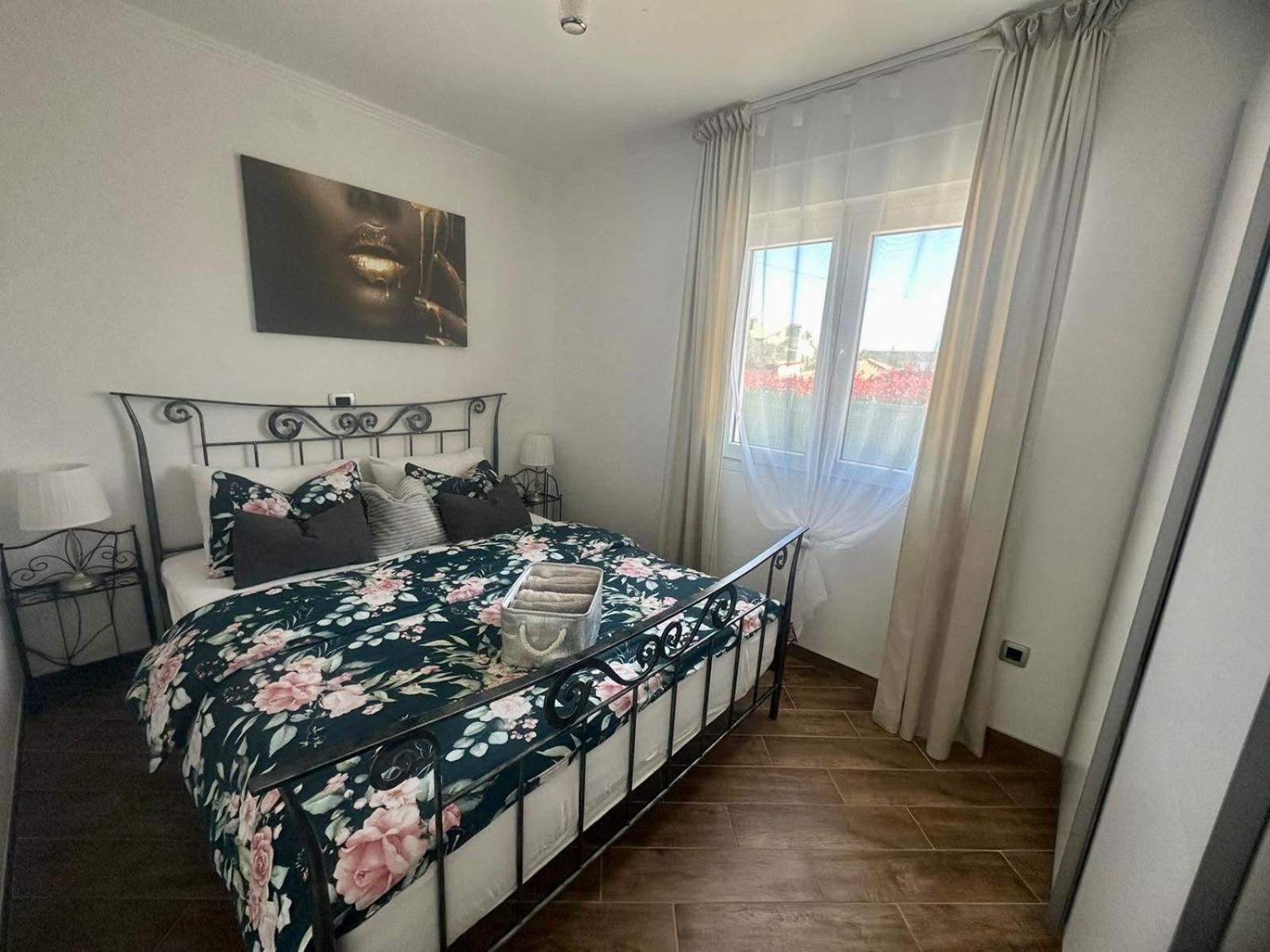 Villa Zonta Apartment Maremi with private jacuzzi