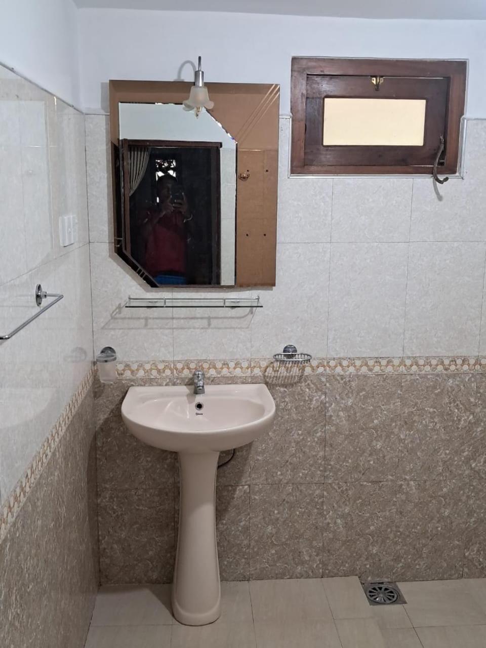 Photo 27