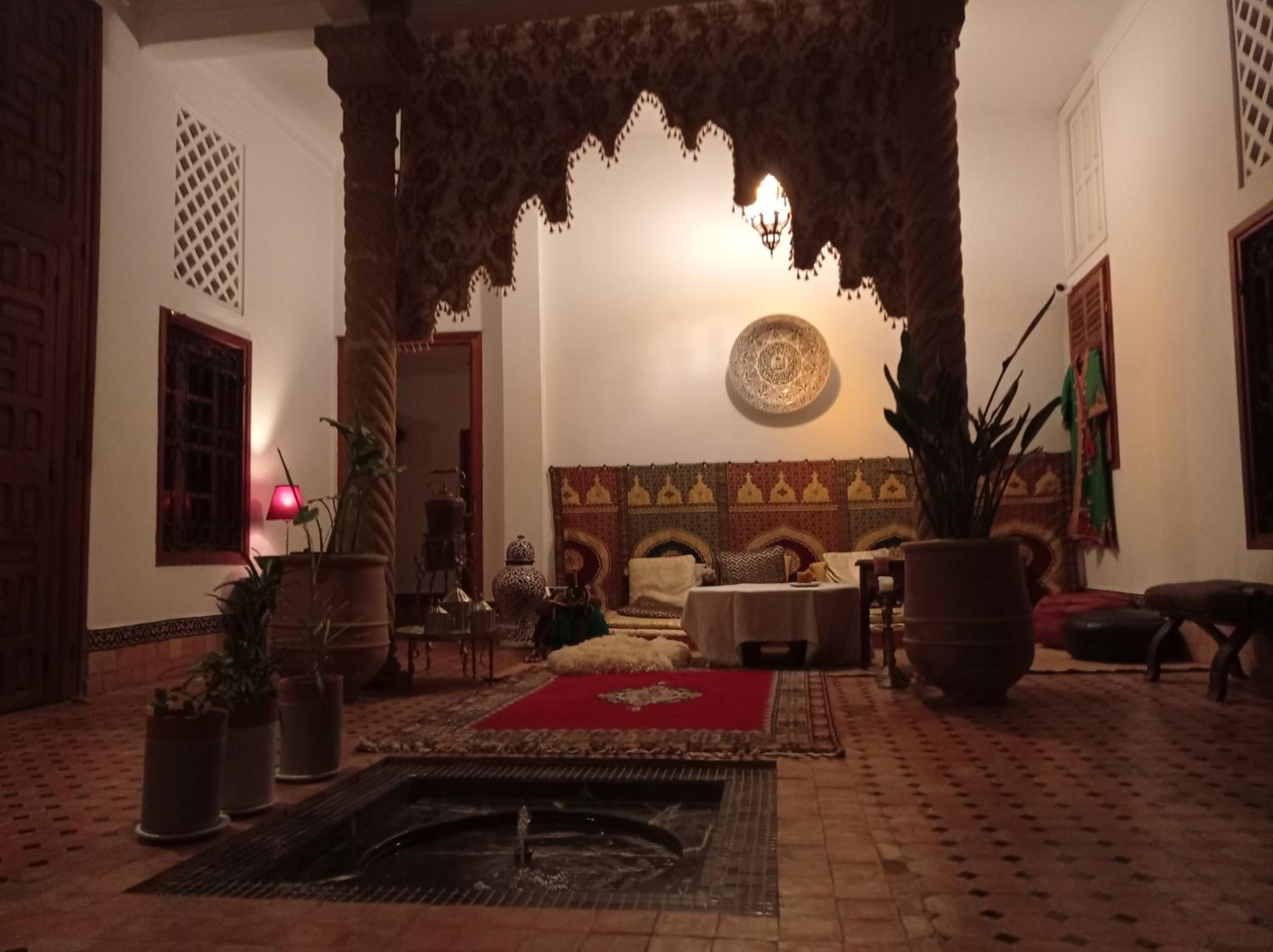 lounge