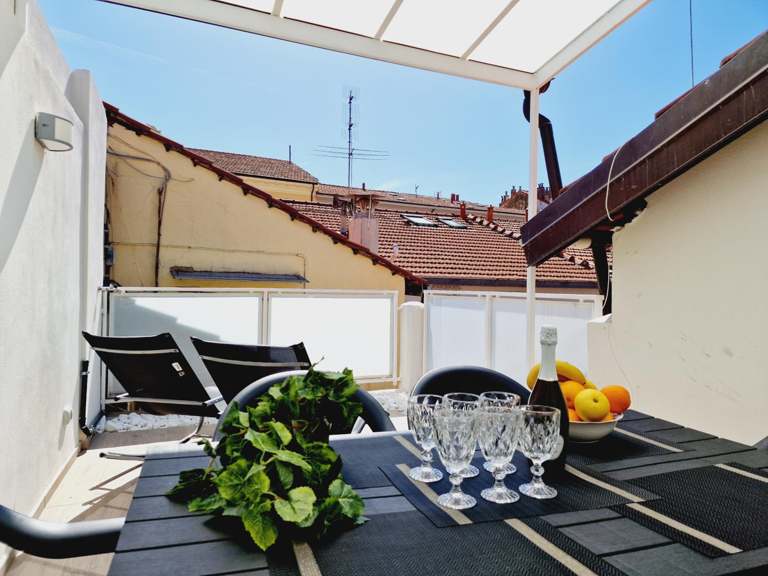 balance & terrace