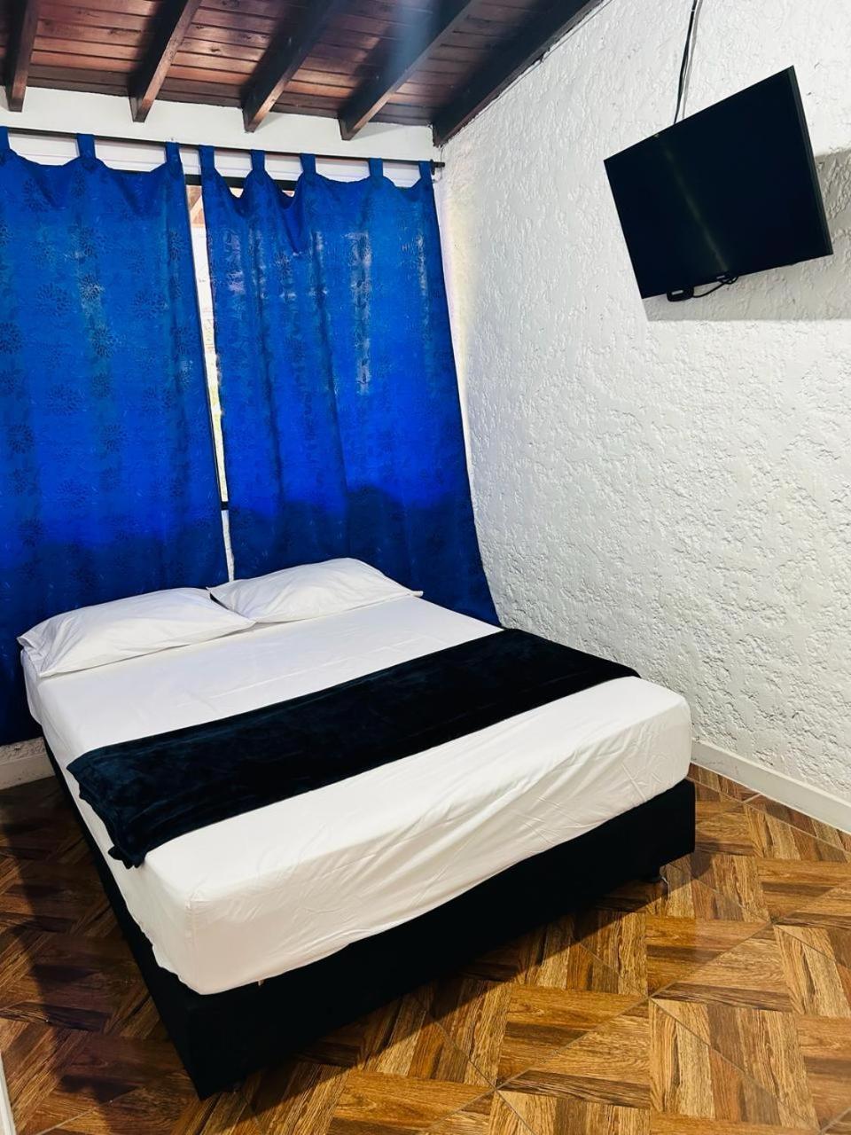 Blue Coast Hostal